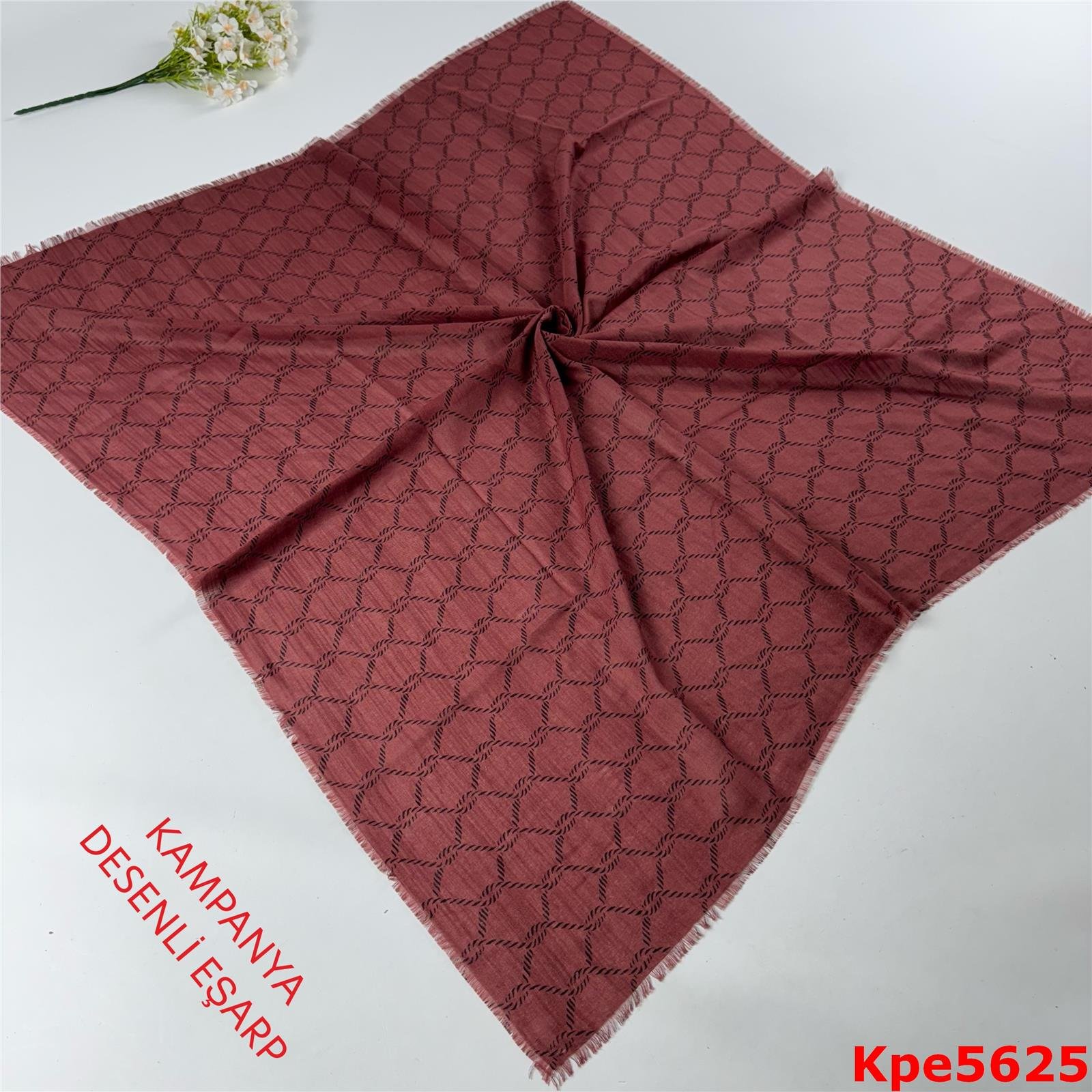 ZK-110 Kampanya Desenli Eşarp