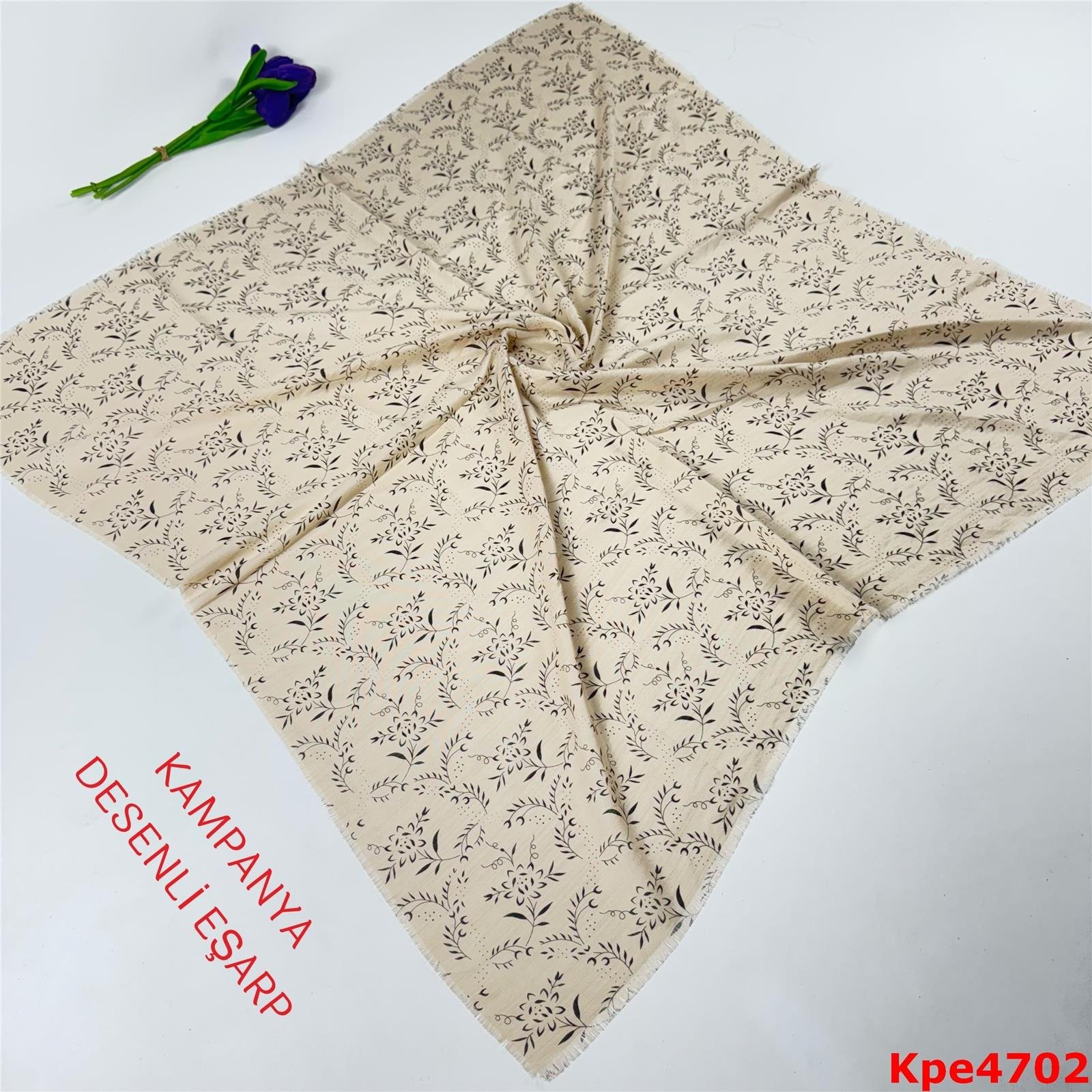 ZK-011 Kampanya Desenli Eşarp