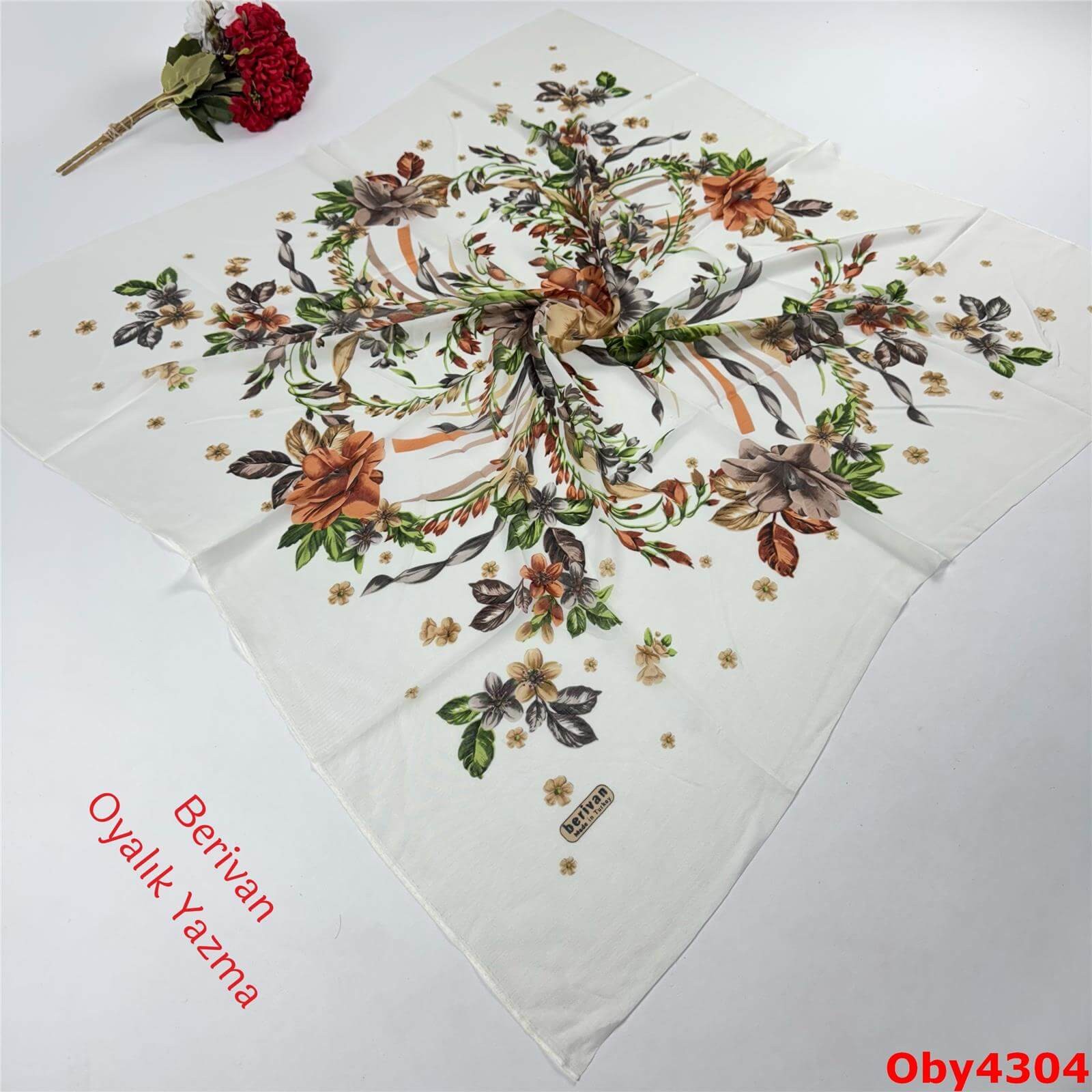 A-033 Berivan Oyalık Yazma