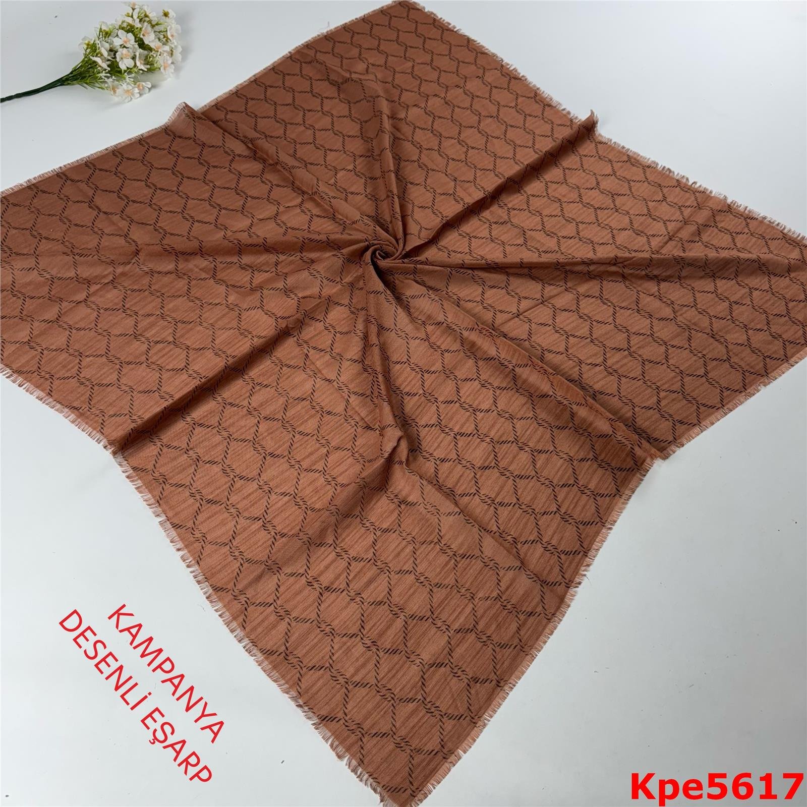 ZK-093 Kampanya Desenli Eşarp