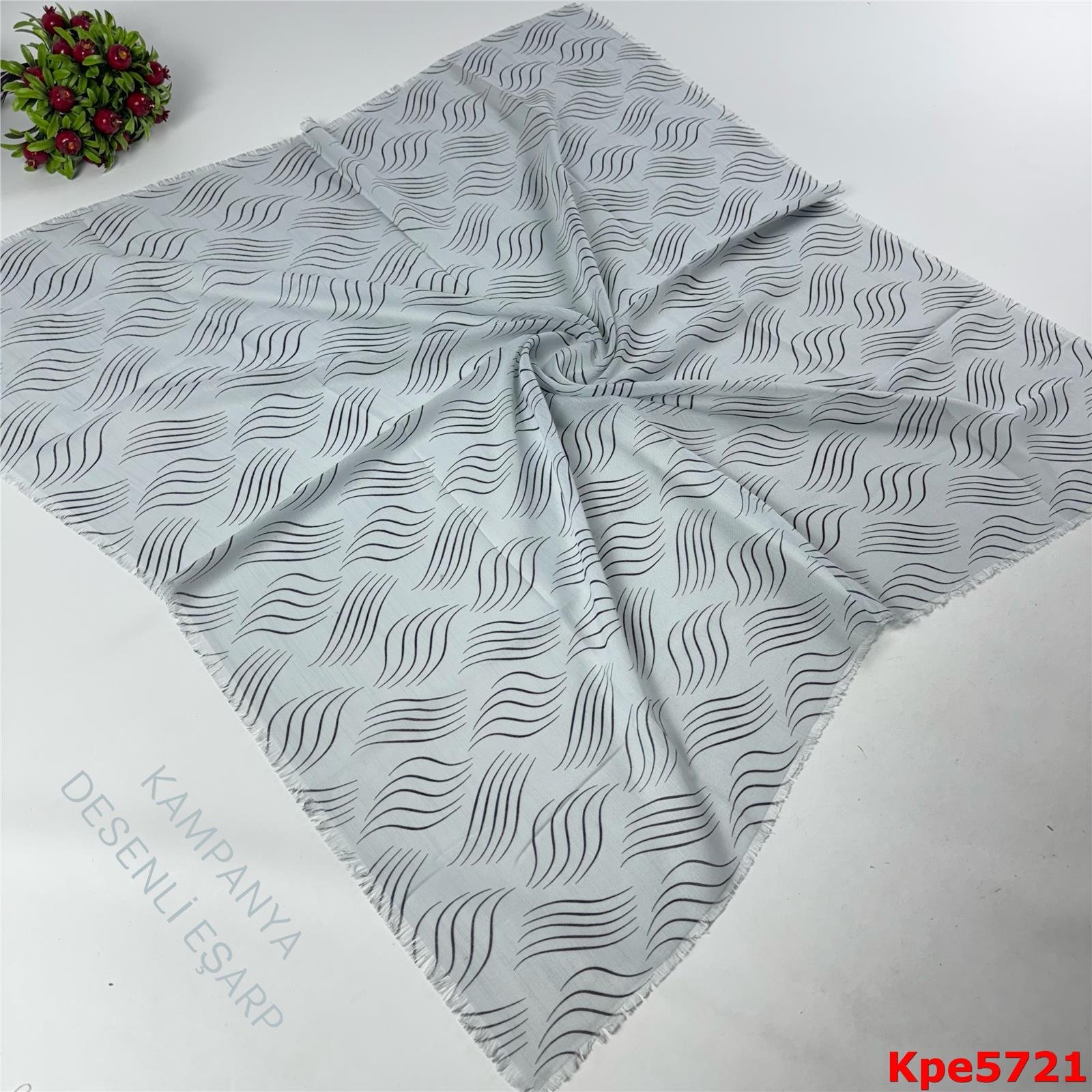 ZK-063  Kampanya Desenli Eşarp