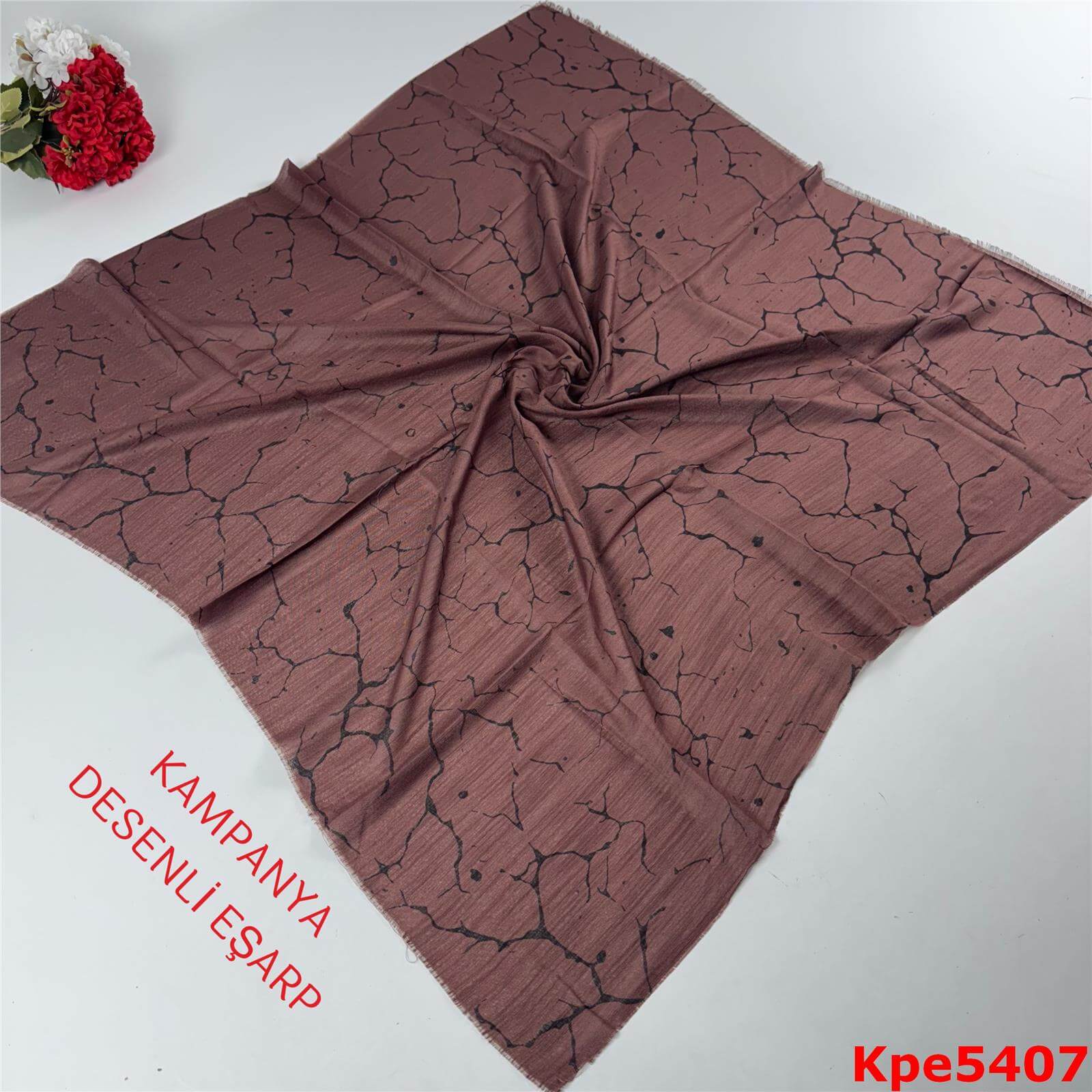 ZK-027 Kampanya Desenli Eşarp