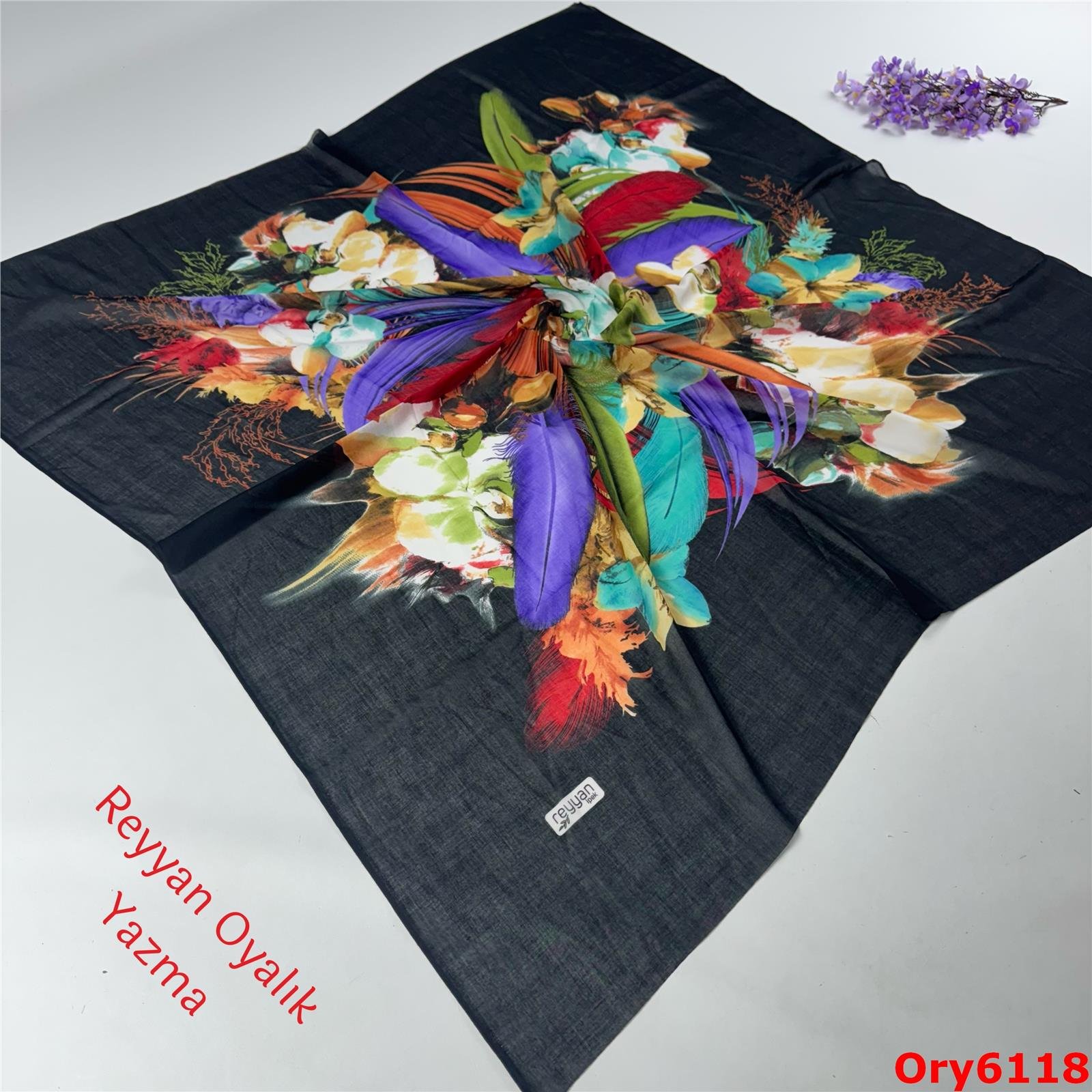 A-348  Reyyan Oyalık Yazma