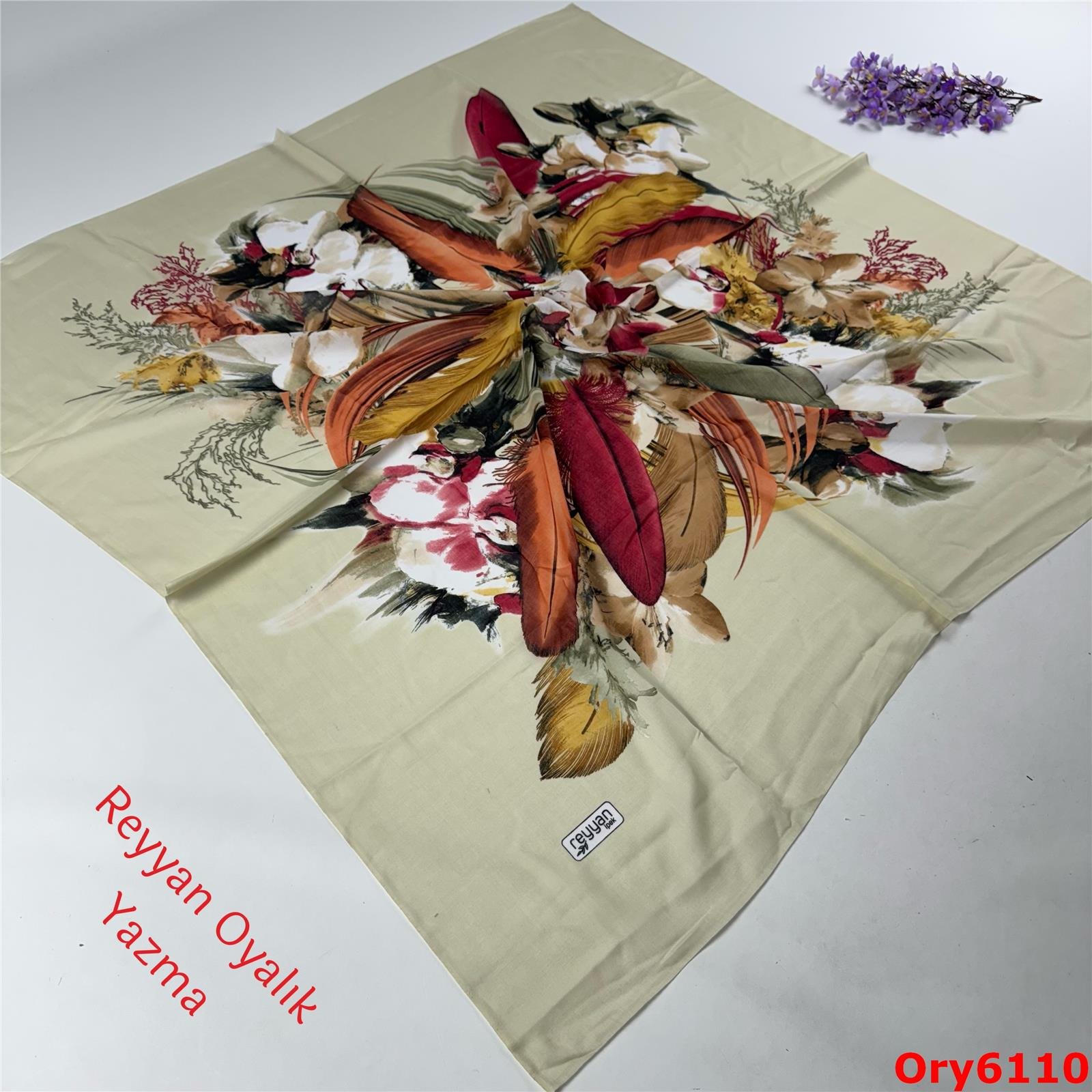 A-335  Reyyan Oyalık Yazma