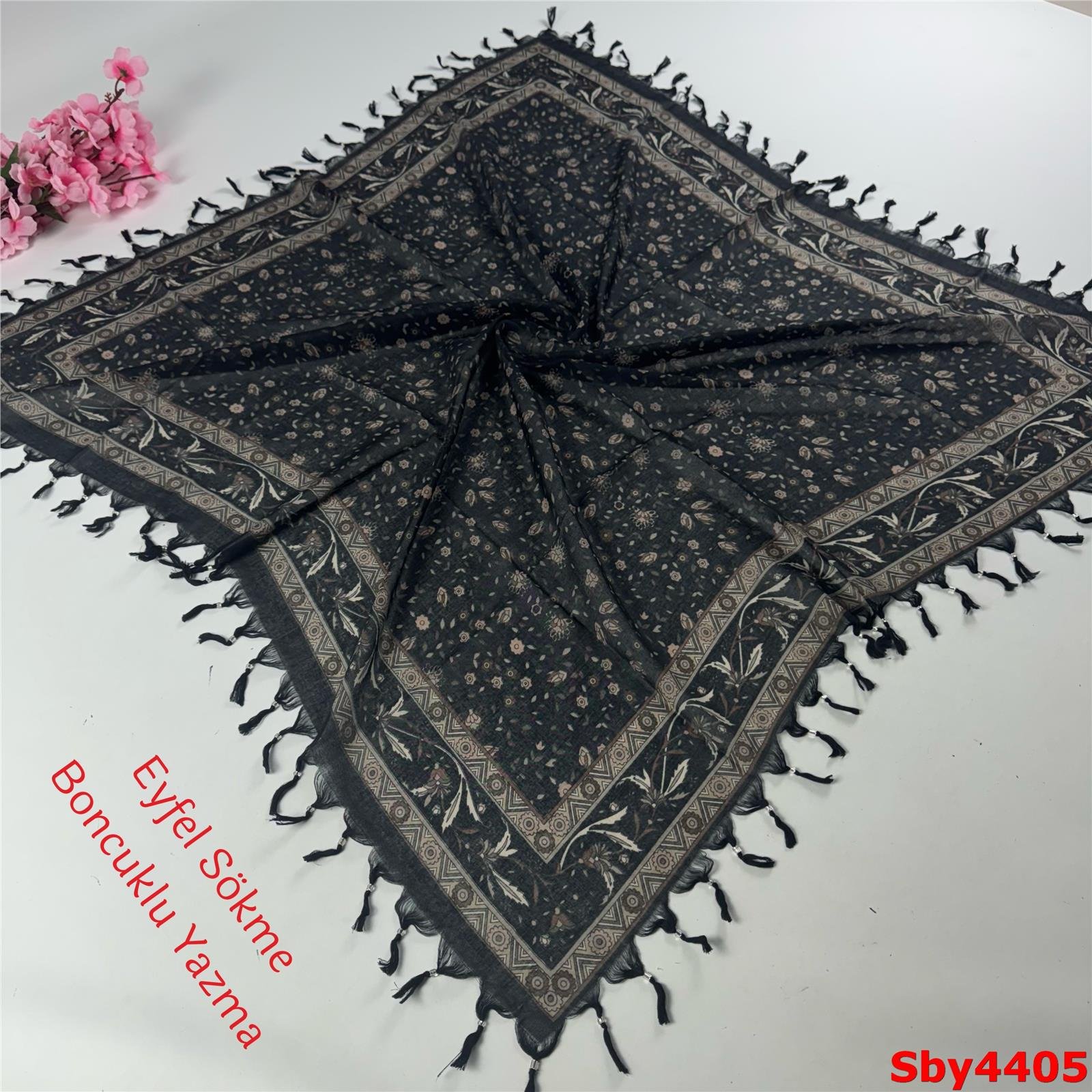 M-081  Eyfel Sökme Boncuklu Yazma