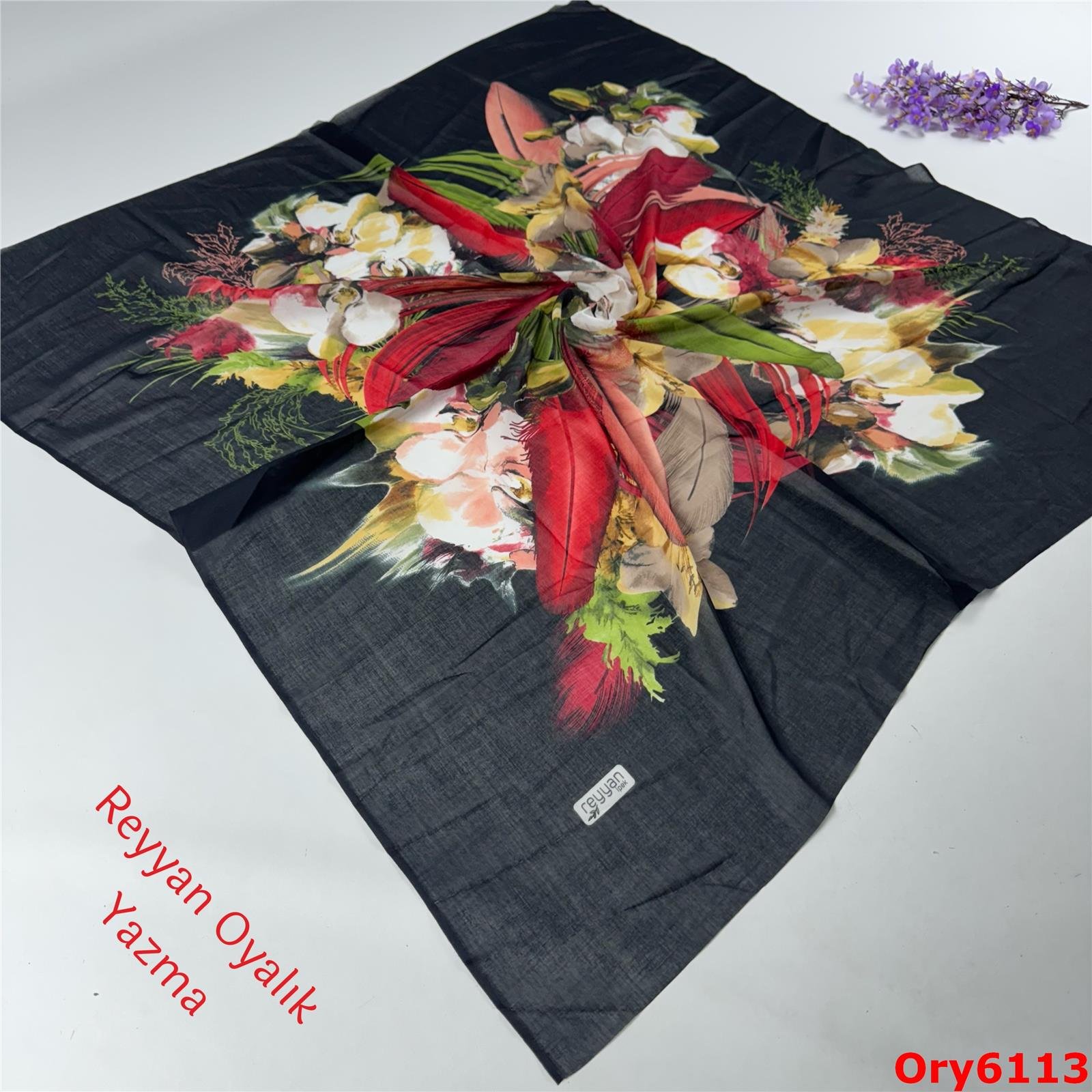 A-339  Reyyan Oyalık Yazma