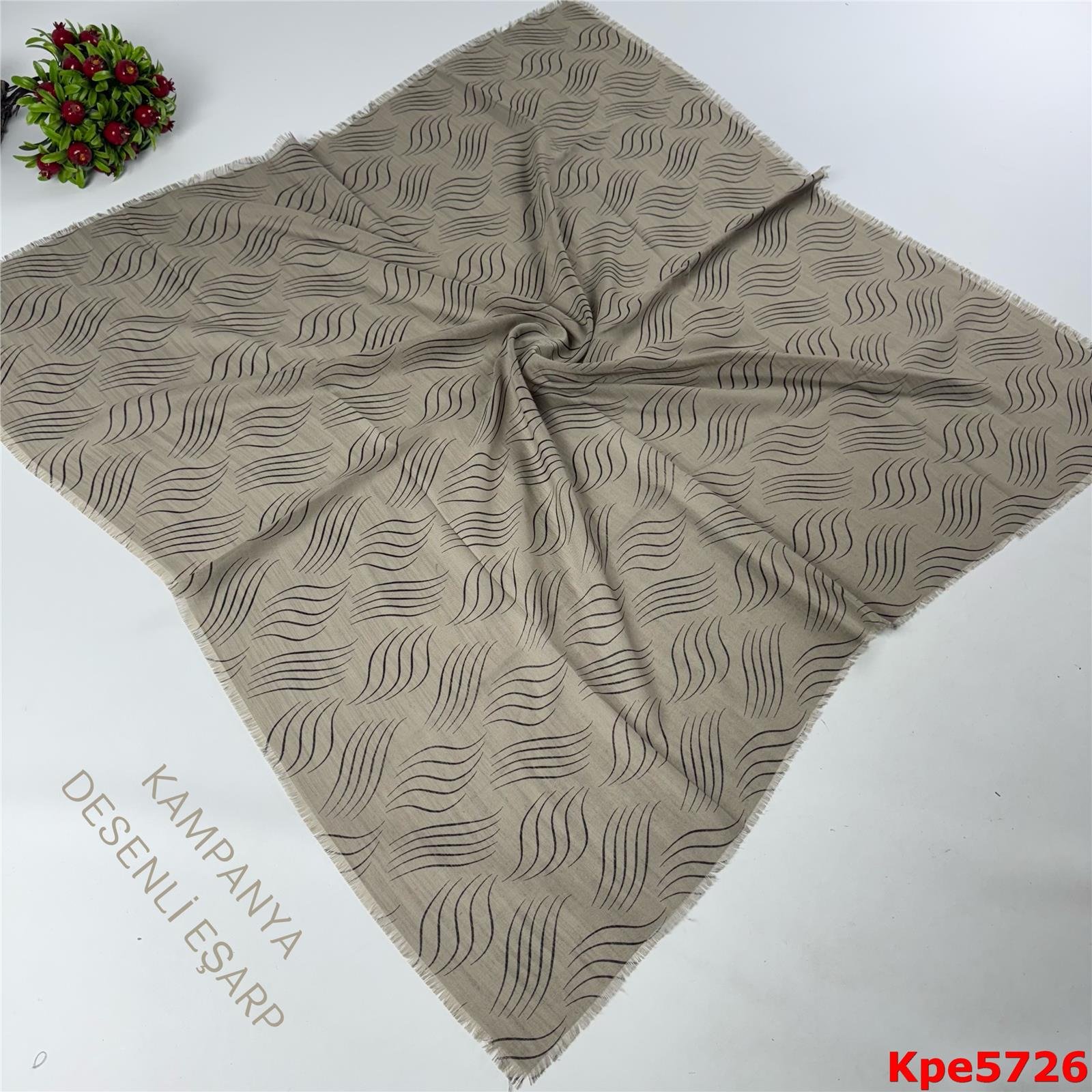 ZK-074  Kampanya Desenli Eşarp