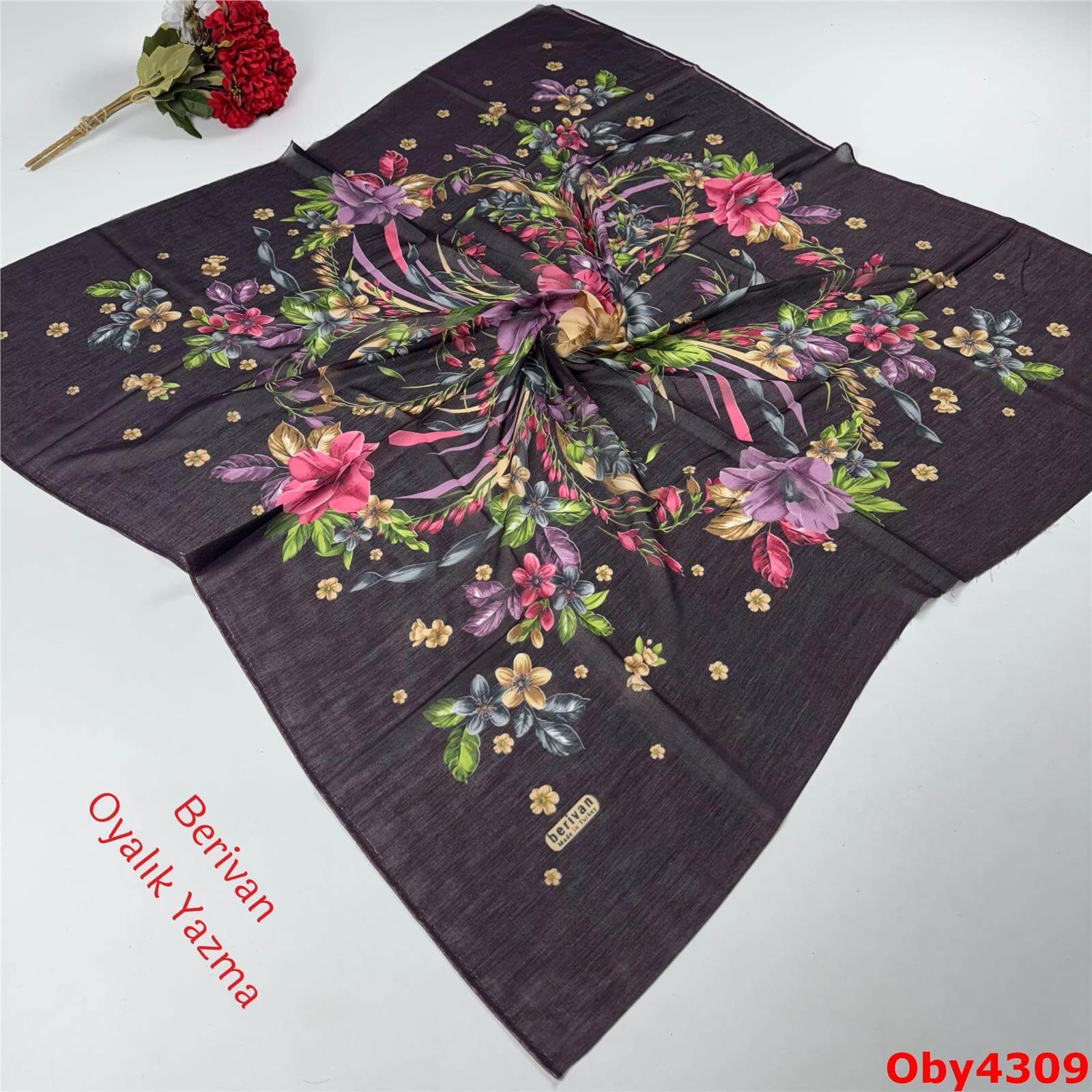 A-119 Berivan Oyalık Yazma