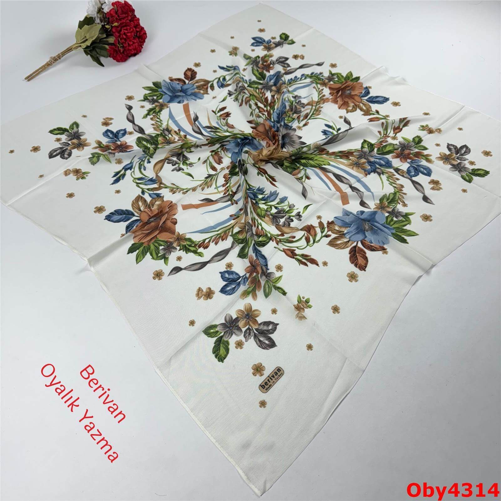 A-132 Berivan Oyalık Yazma