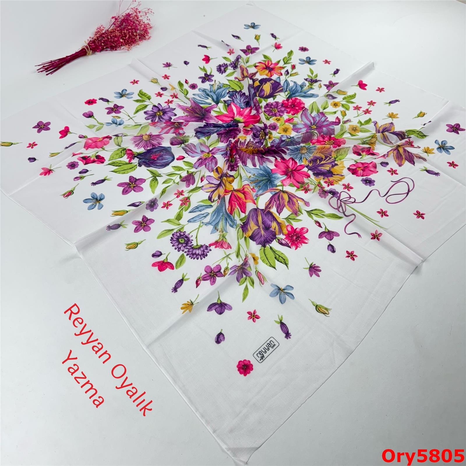 A-021 Reyyan Oyalık Yazma