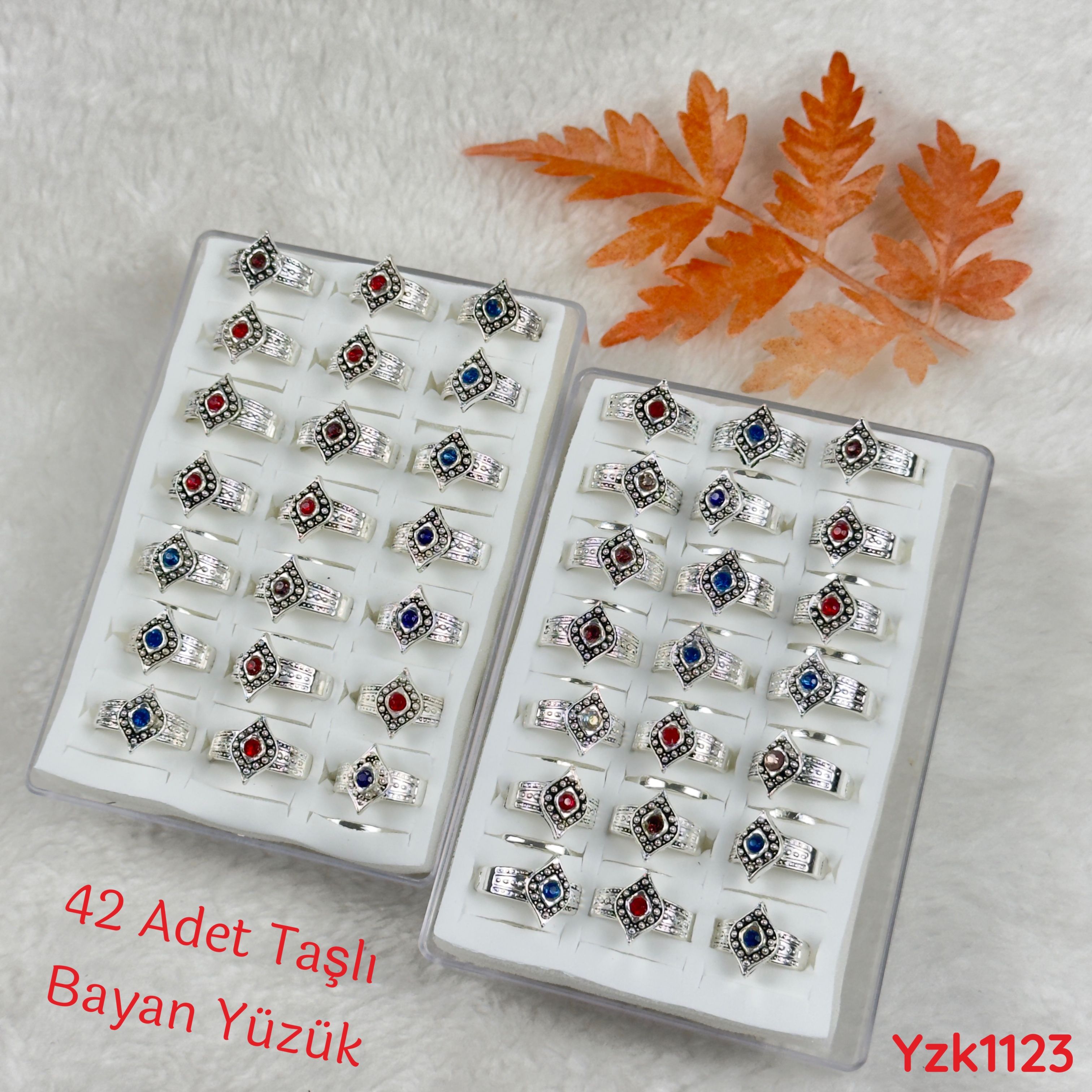 P-517 42li Taşlı Bayan Yüzük