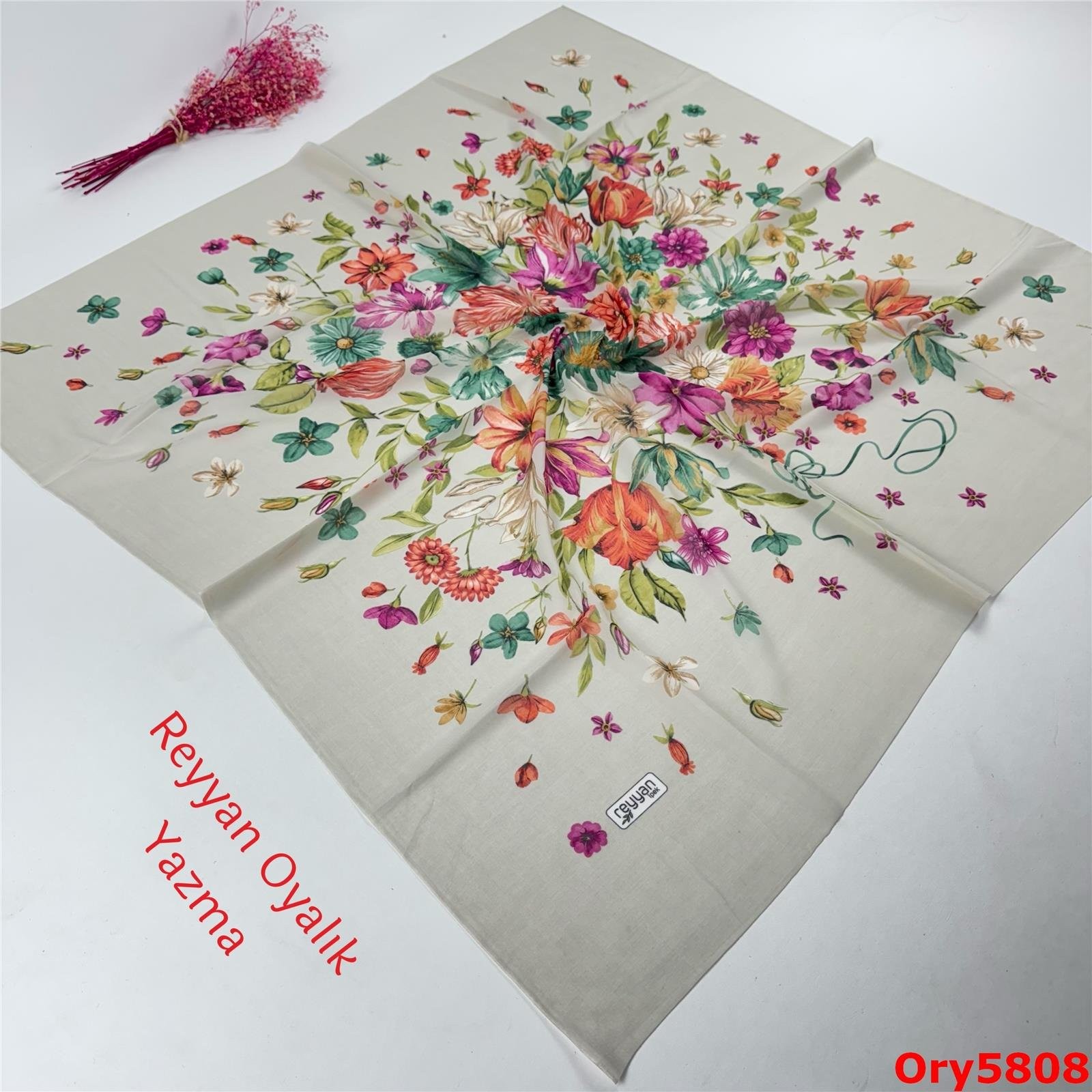 A-056 Reyyan Oyalık Yazma