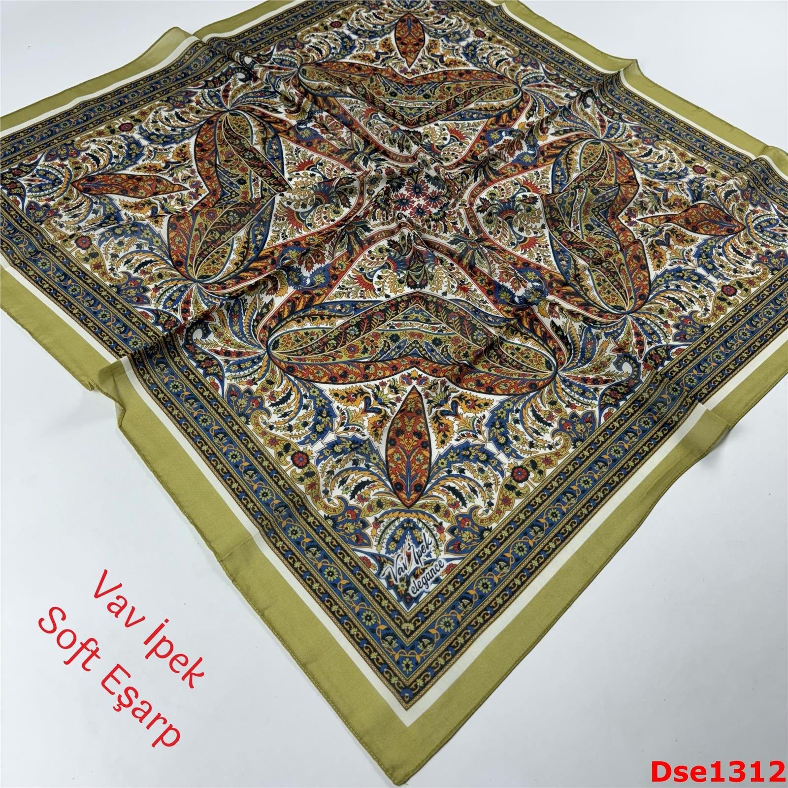 R-141 Vav İpek Soft Eşarp