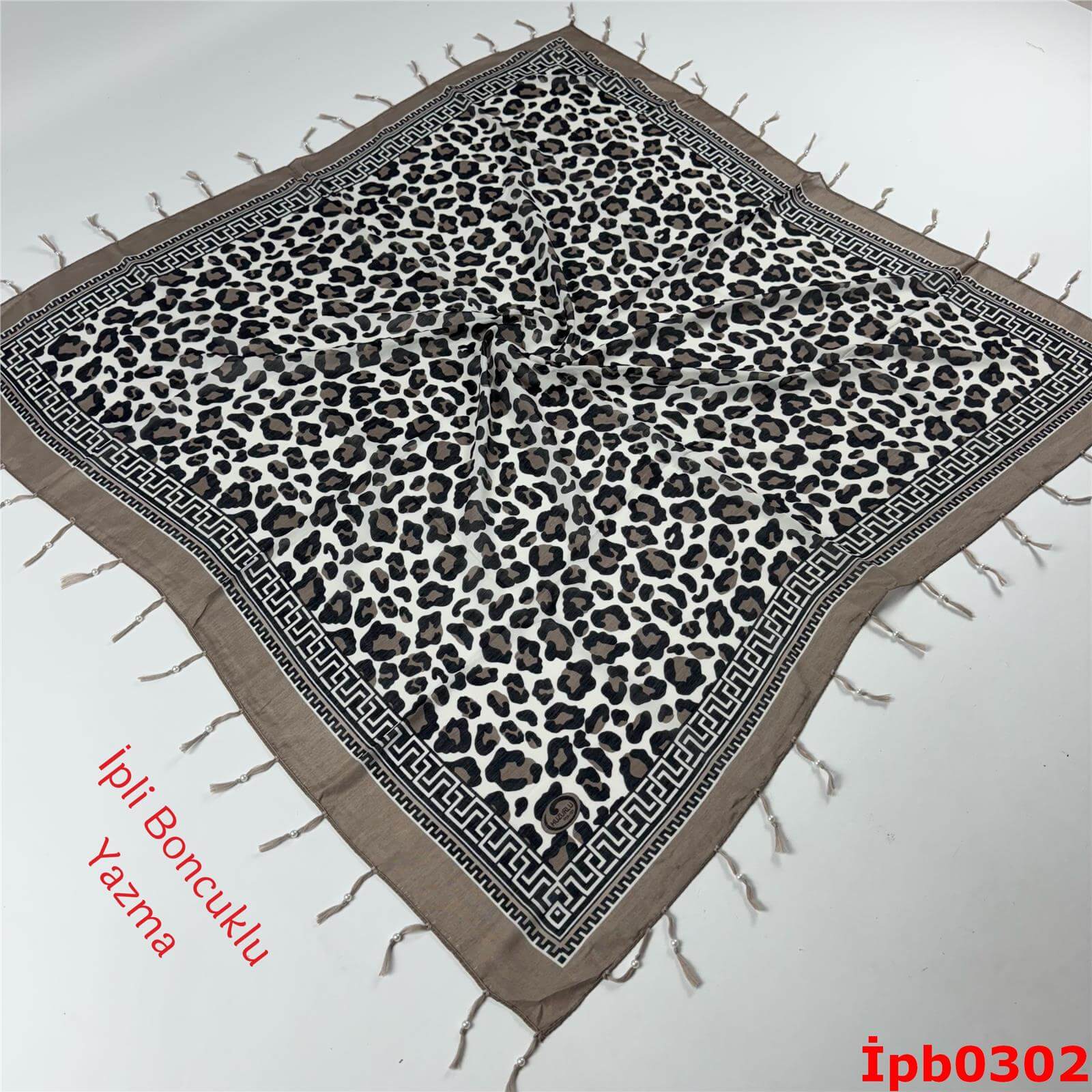 L-152 İpli Boncuklu Yazma