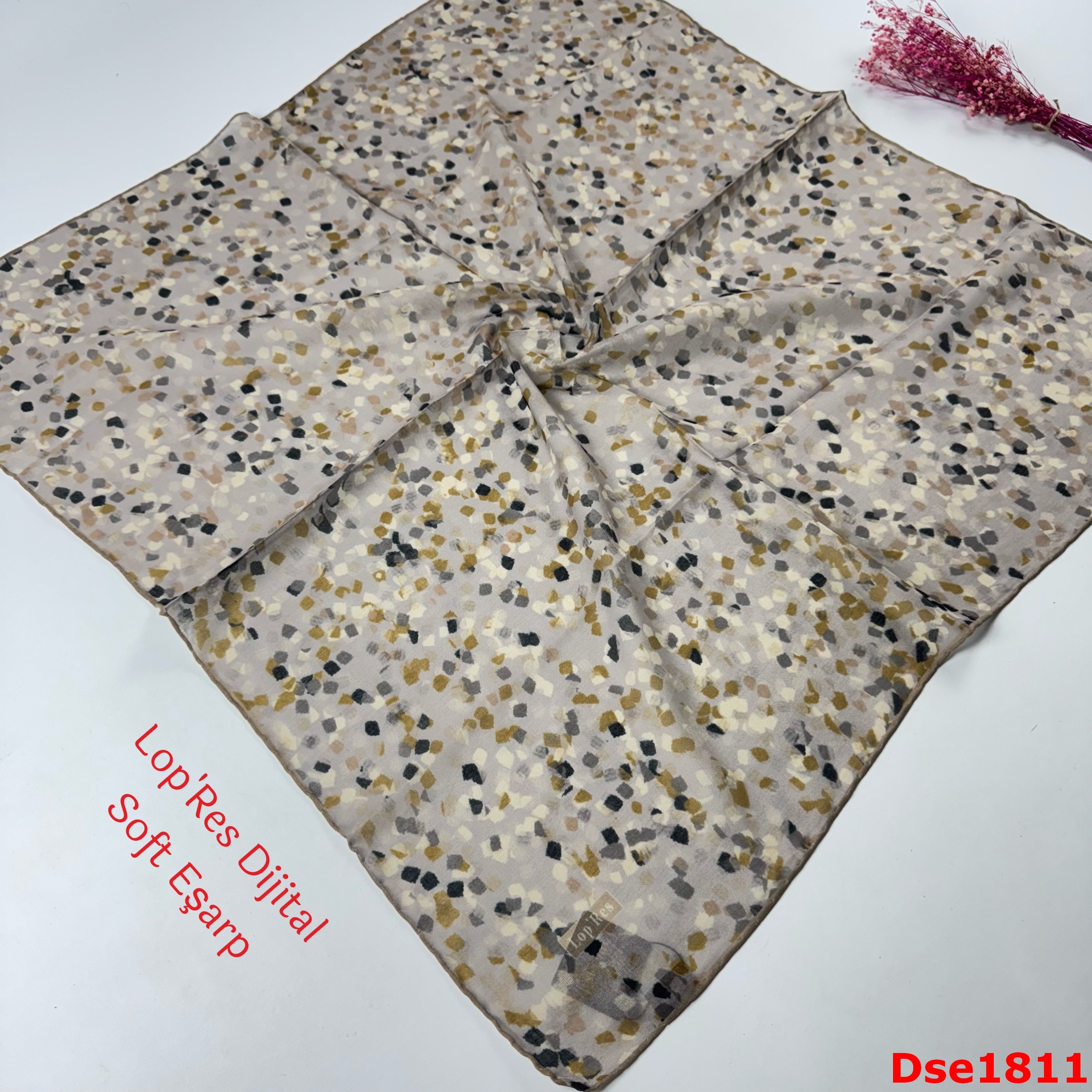 P-052 Lop'Res Soft Eşarp