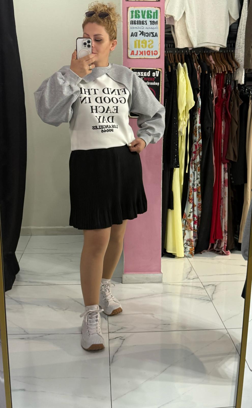 YAZI DETAY SWEATSHİRT