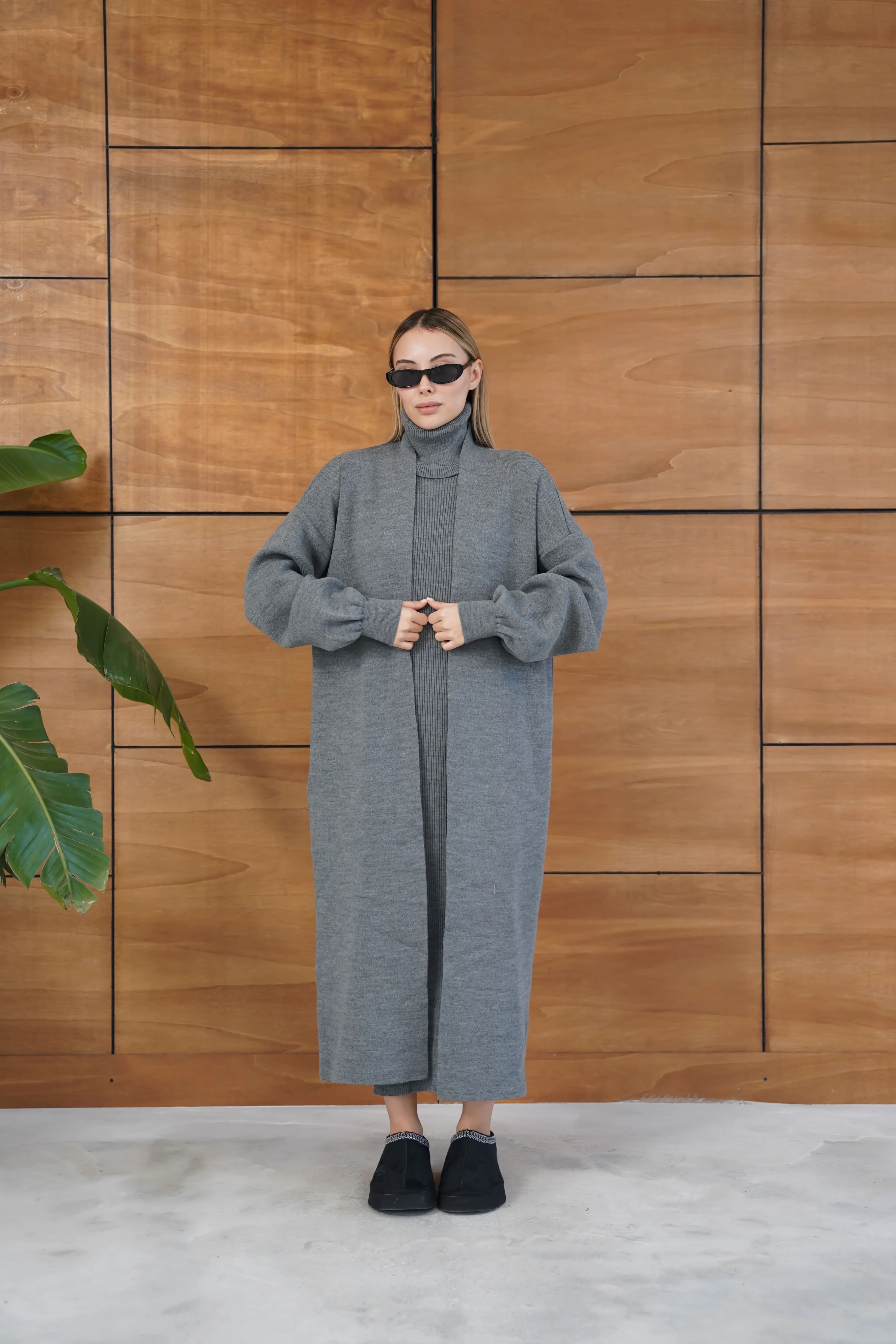 Kış Zarafeti: Triko Elbise ve Hırka Takımı