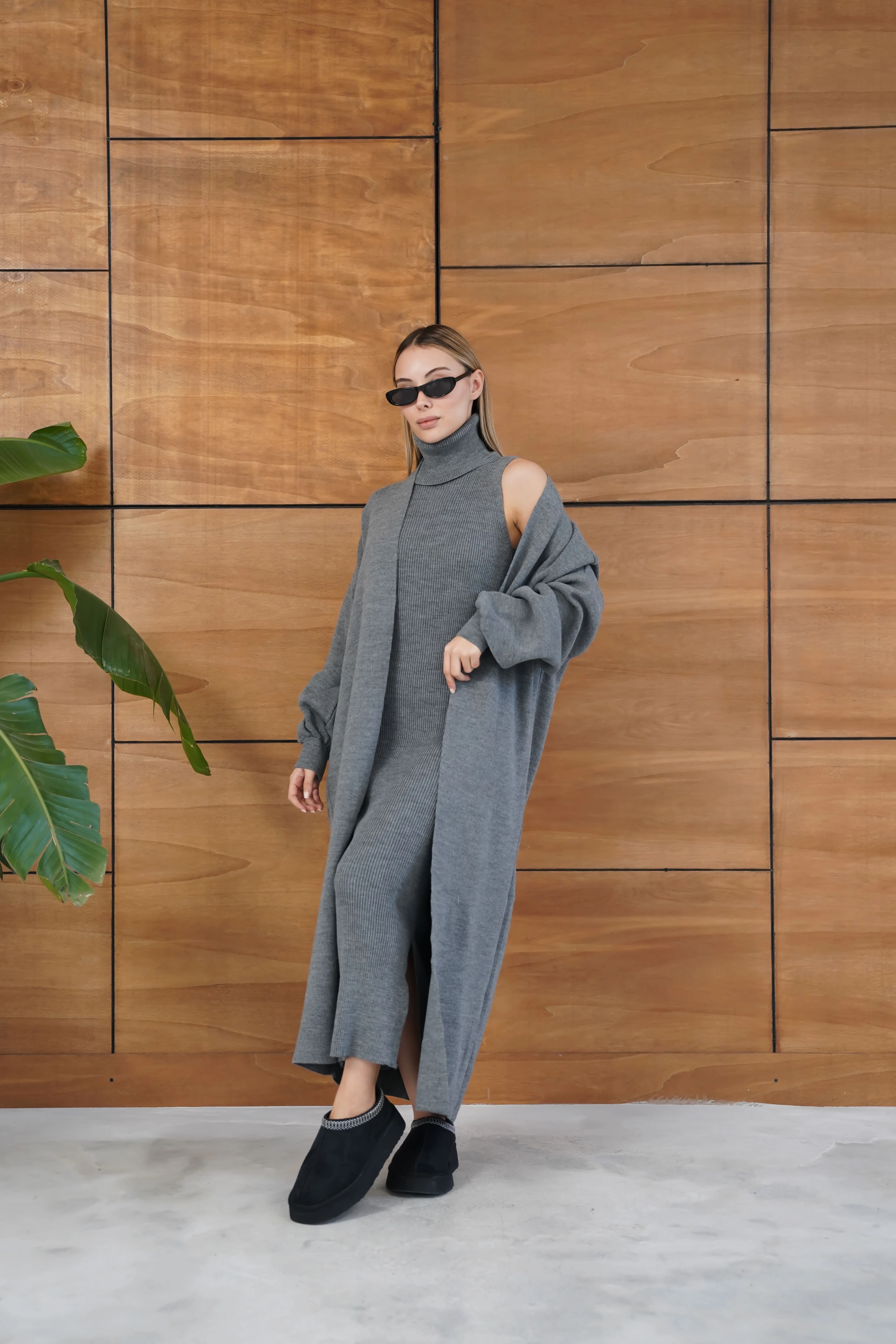 Kış Zarafeti: Triko Elbise ve Hırka Takımı