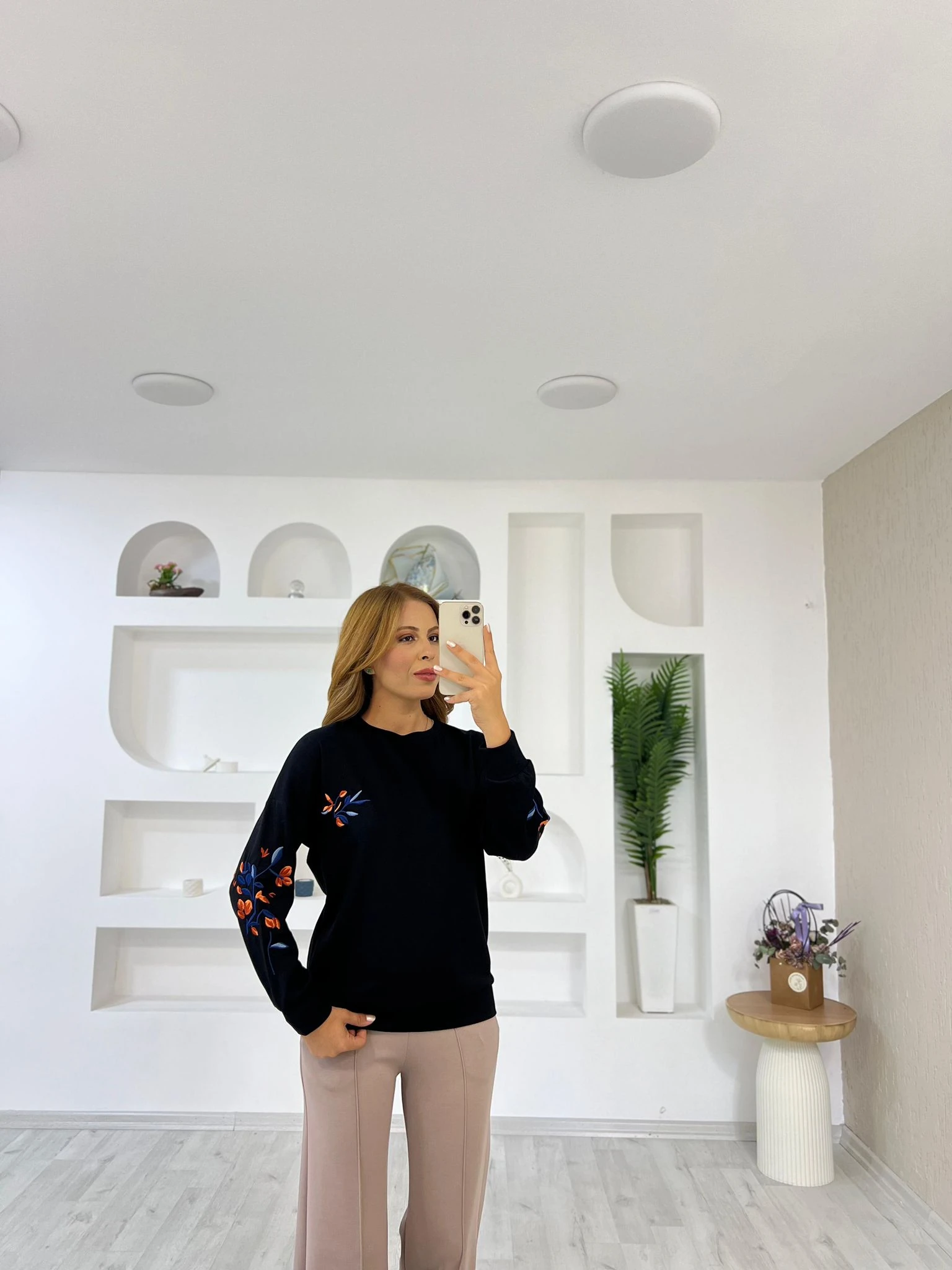 538 ÇİÇEK NAKIŞLI MODAL SWEAT