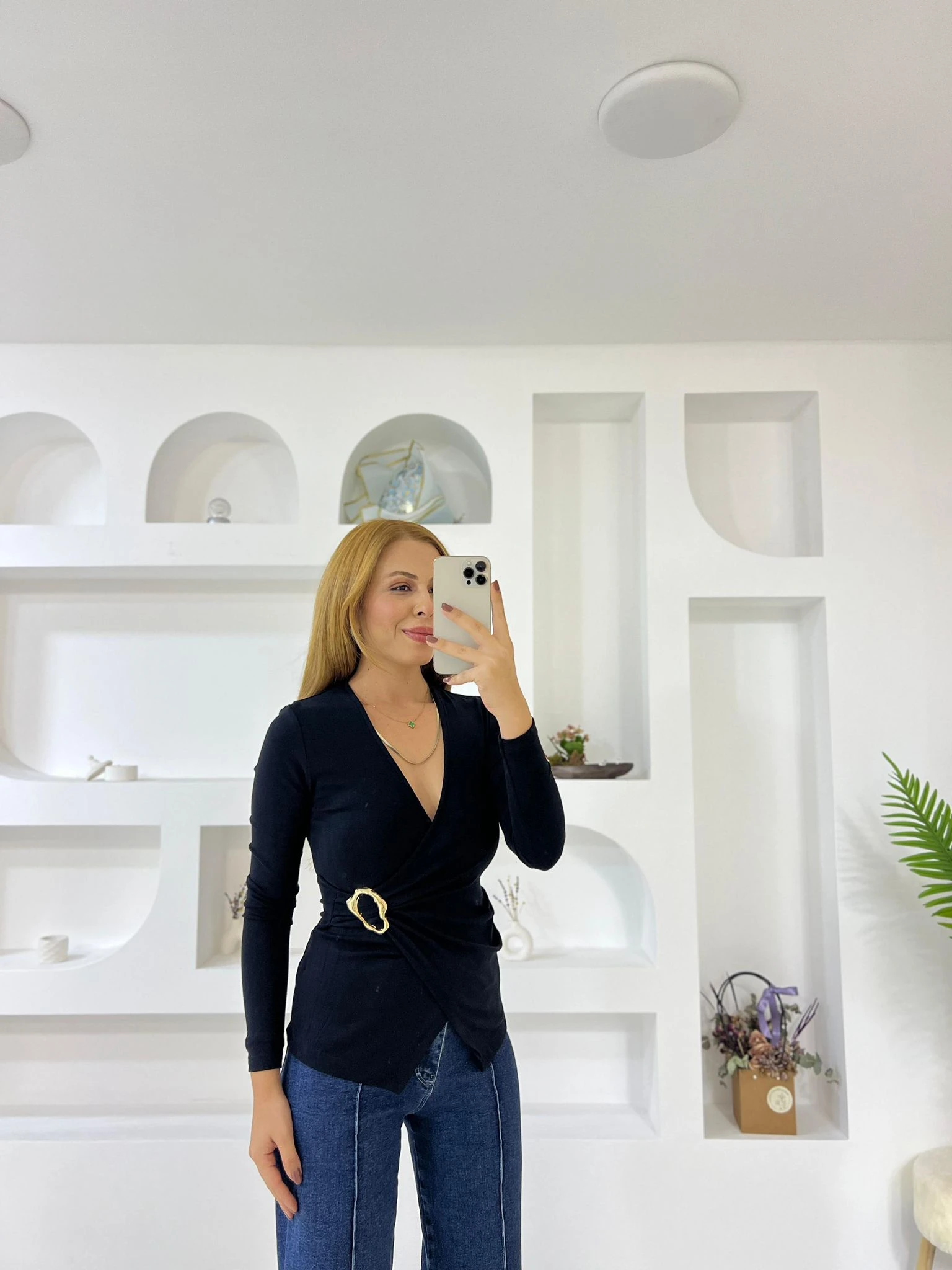 567 BUZİ TOKA DETAYLI MODAL BLUZ