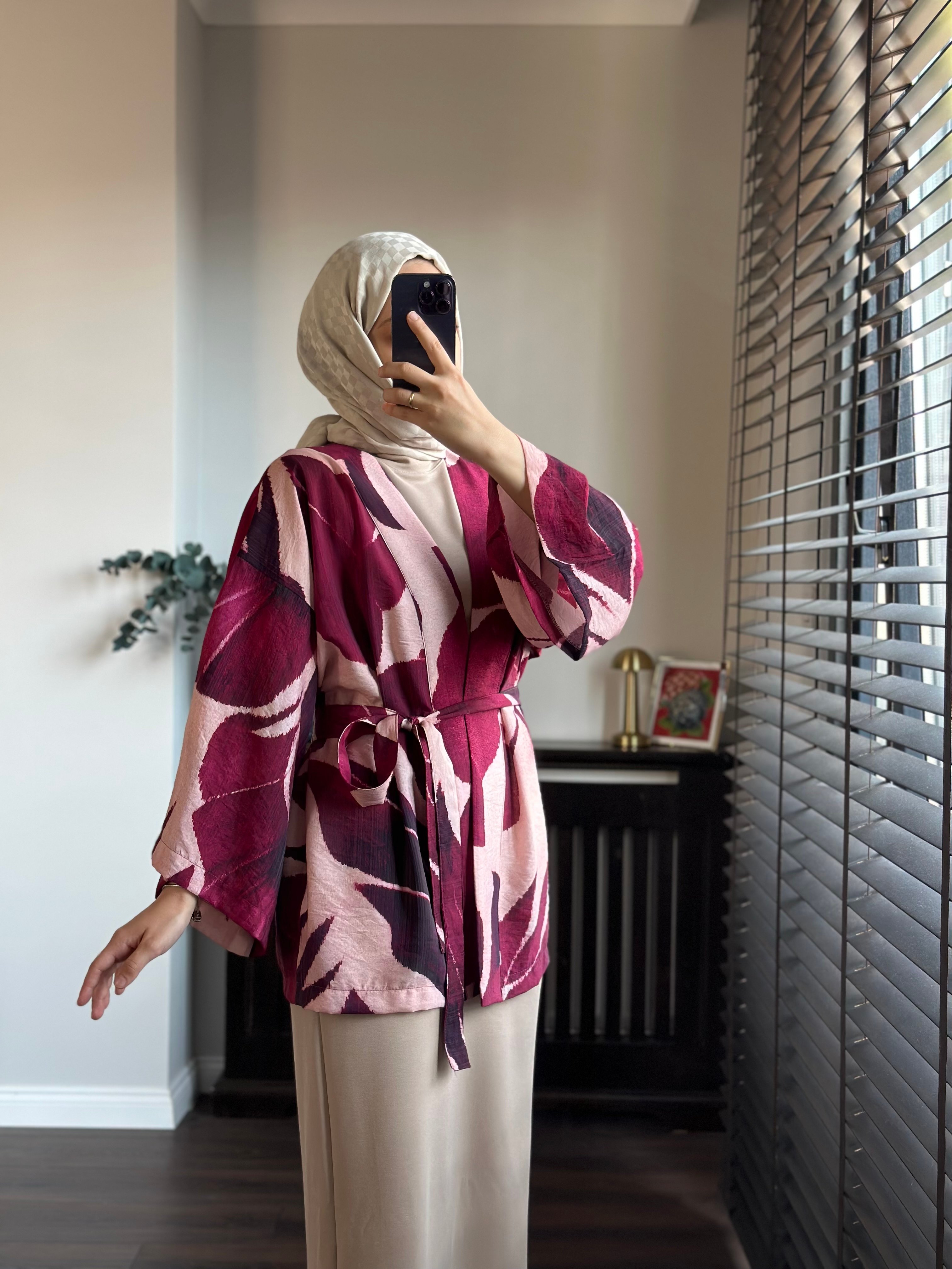 BASKI DESEN KİMONO - PEMBE image