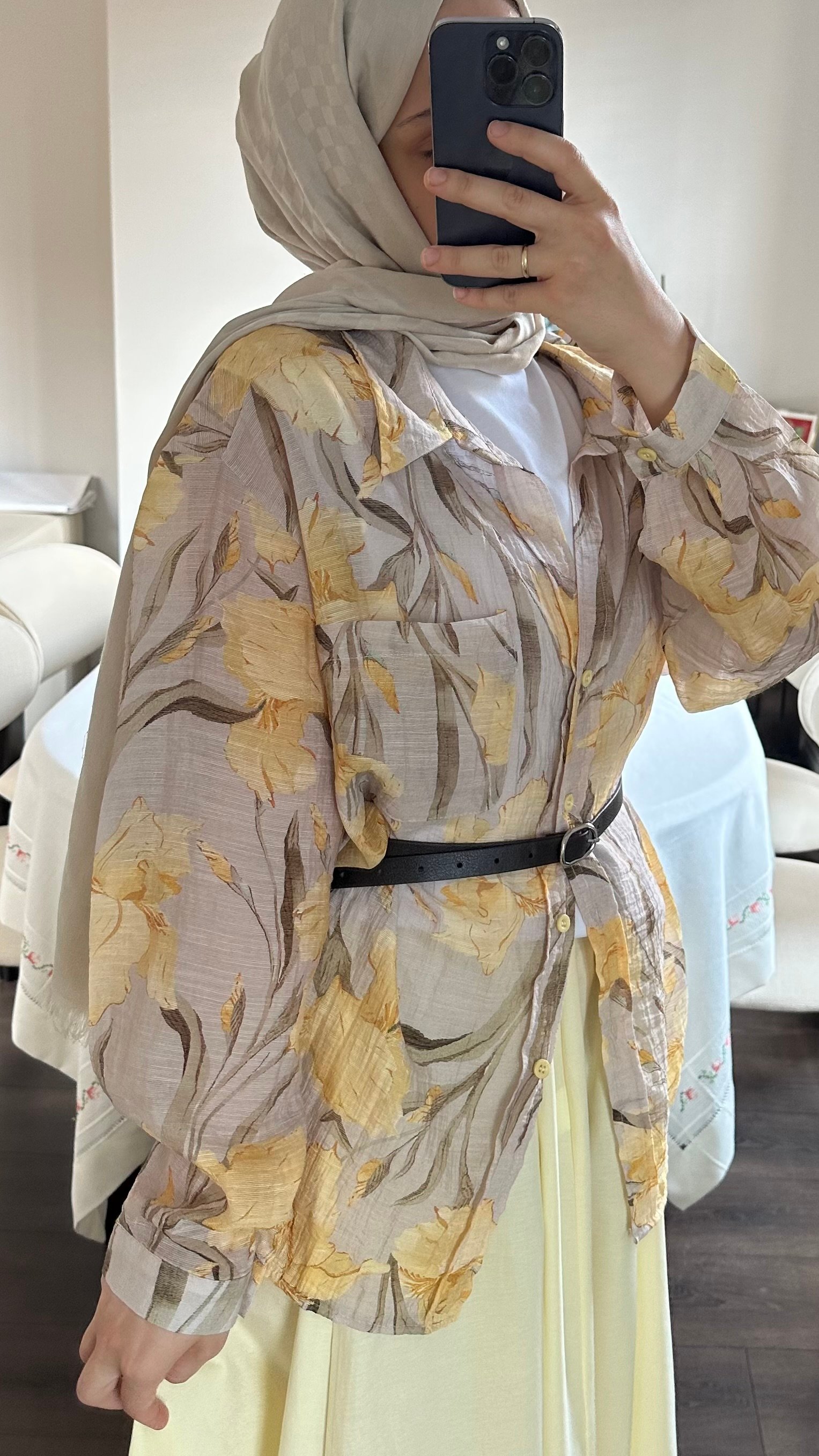 SARI ÇİÇEKLİ GÖMLEK