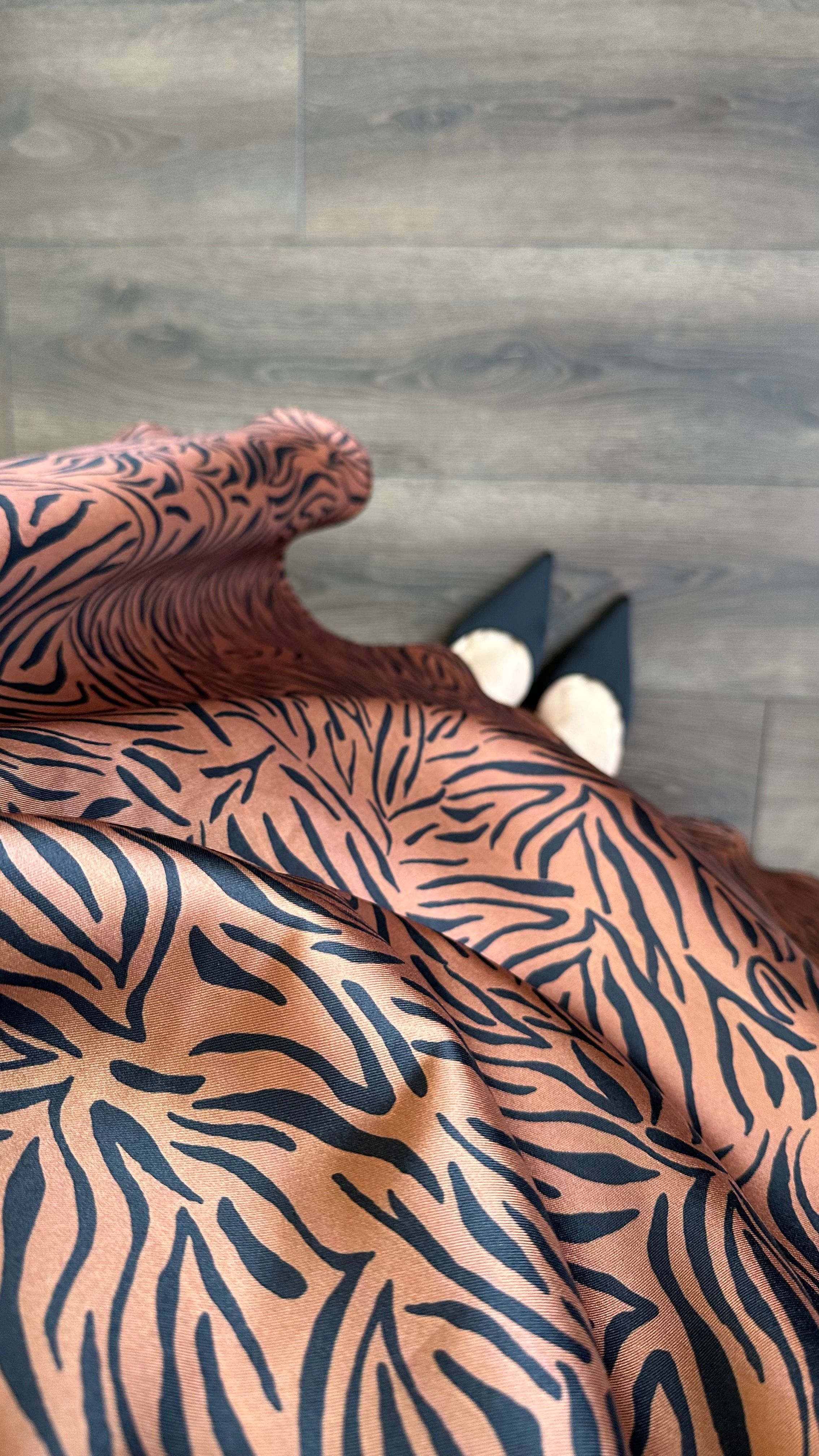 KAHVE ZEBRA SATEN ETEK
