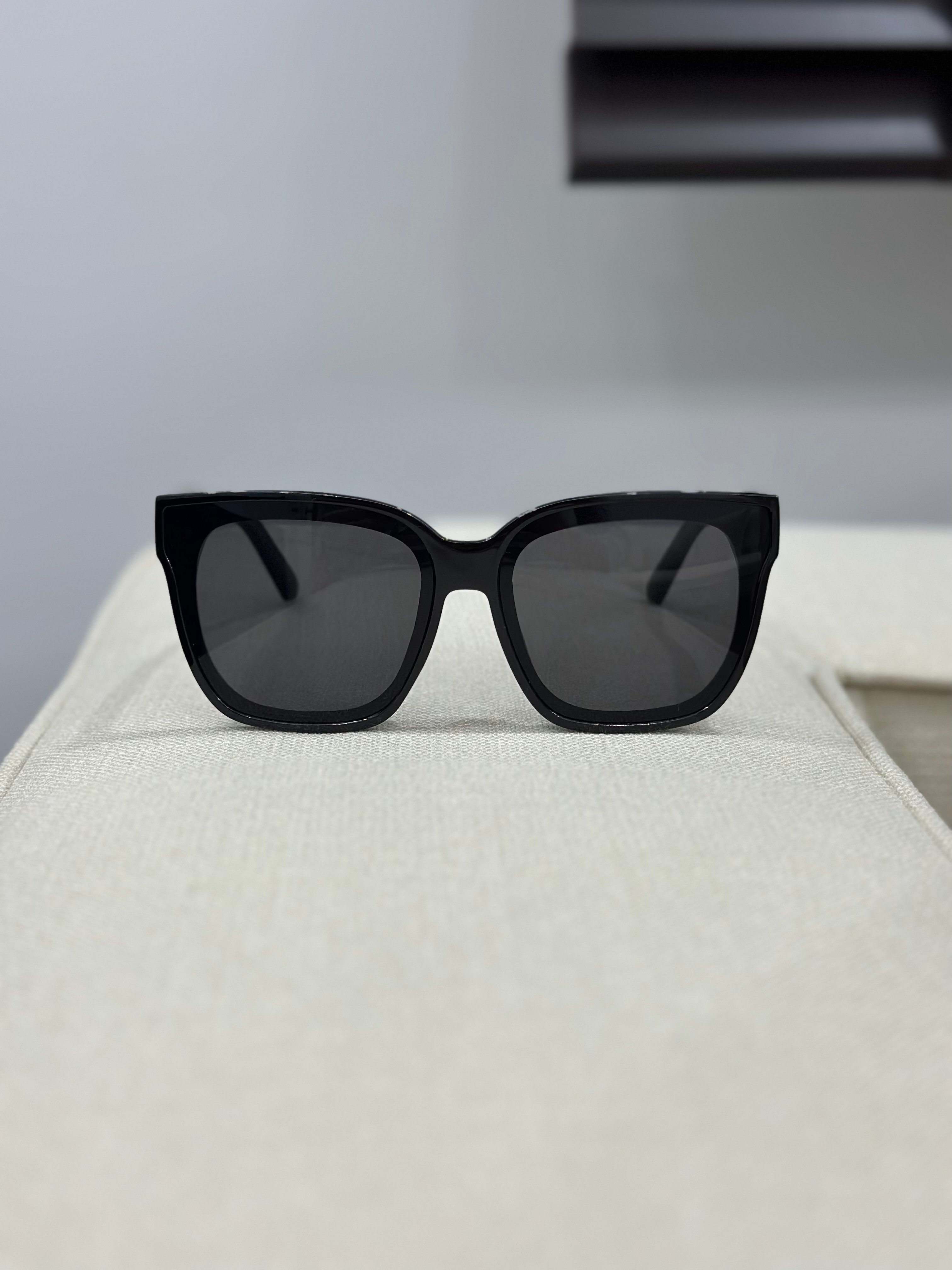 ELEGAN GÖZLÜK image