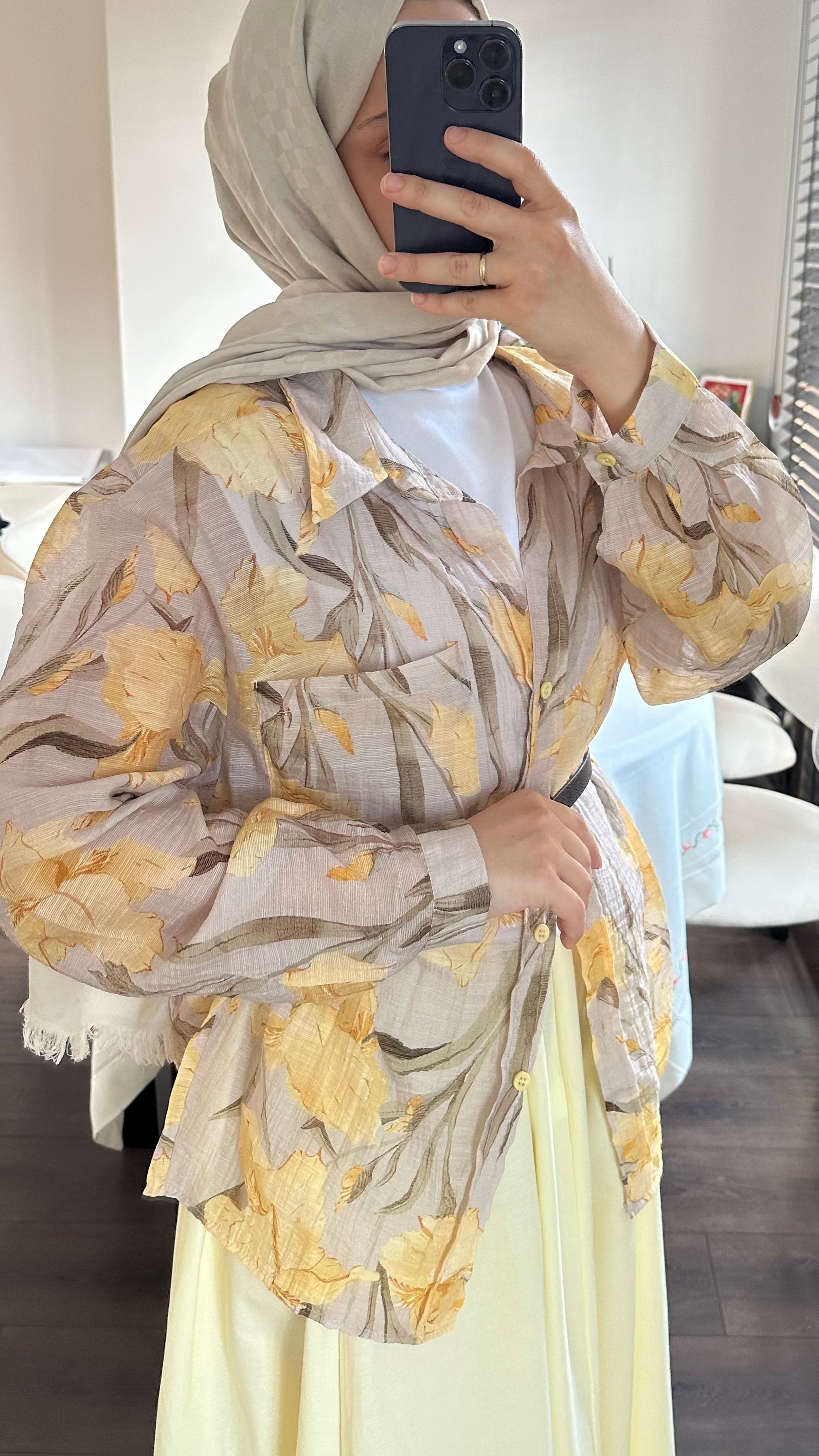 SARI ÇİÇEKLİ GÖMLEK image