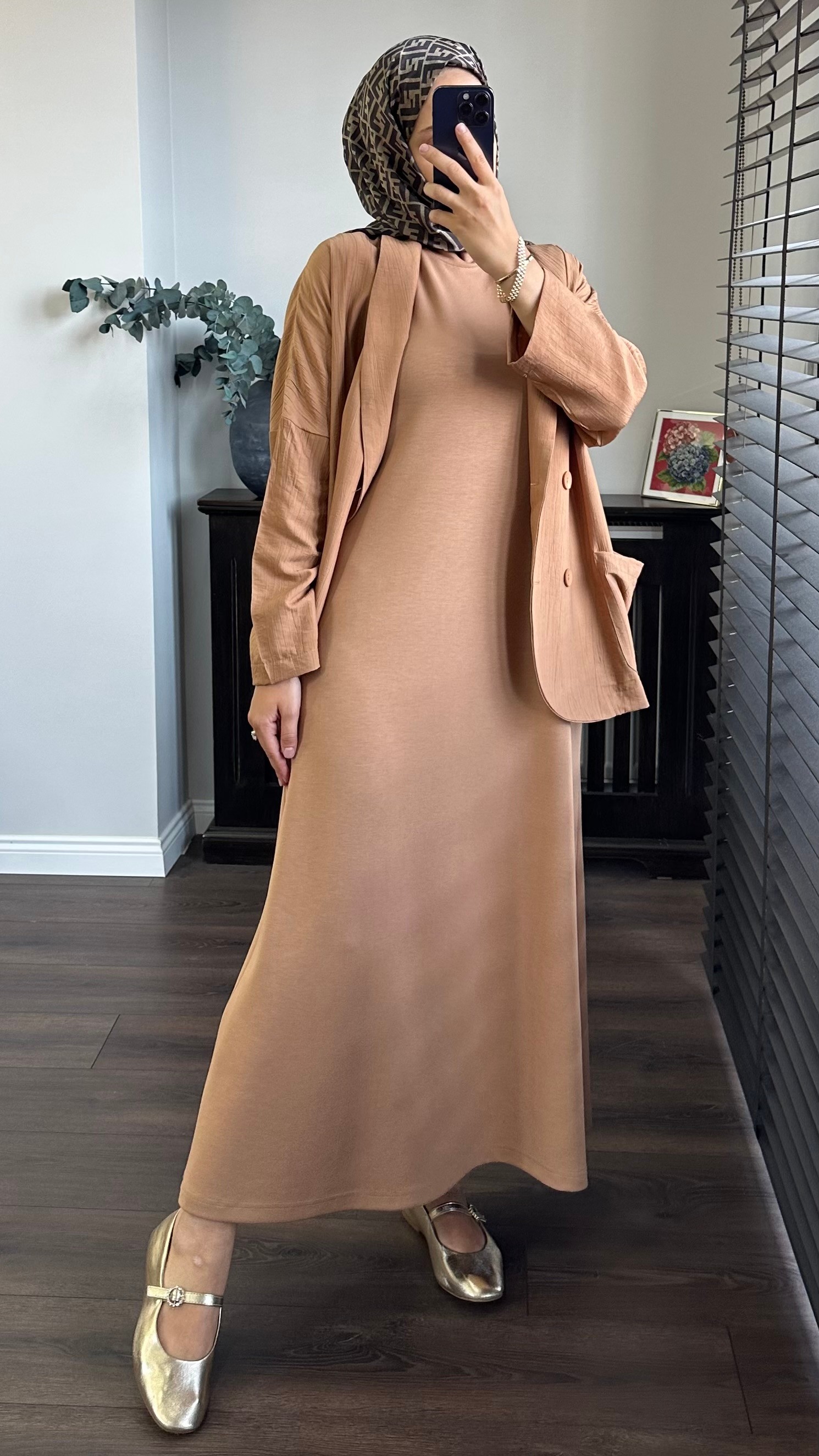 MODAL SIFIR KOL KLOŞ ELBİSE - CAMEL image