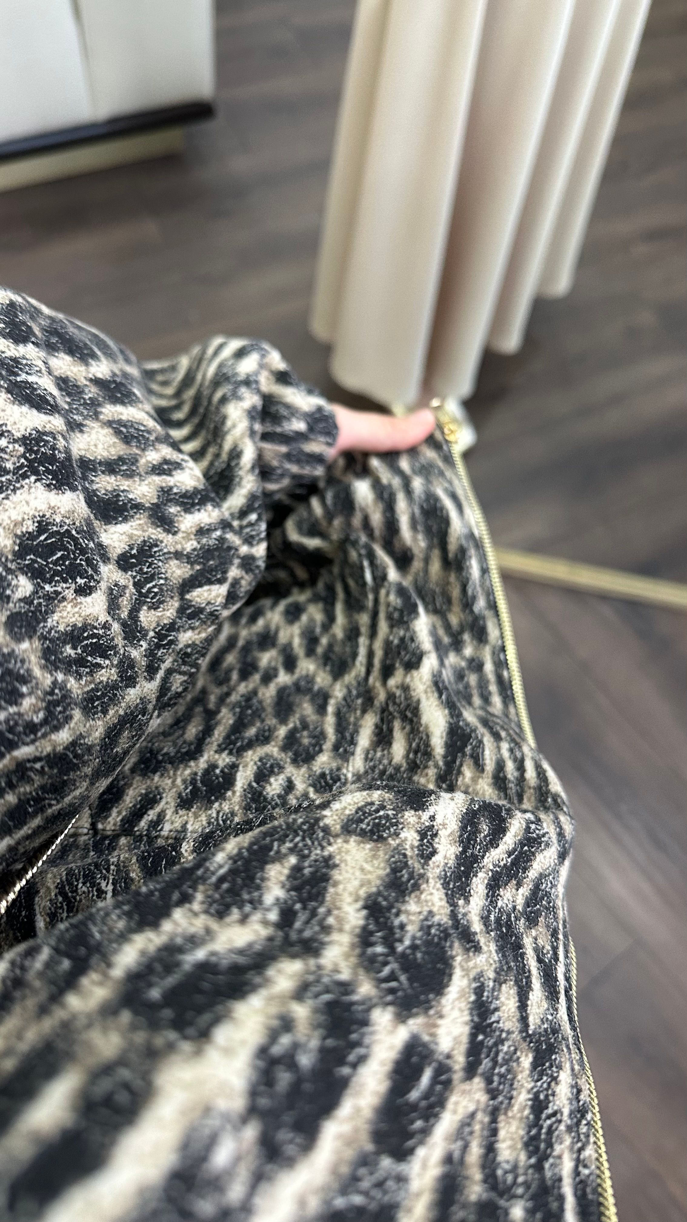 TASARIM LEOPAR CEKET
