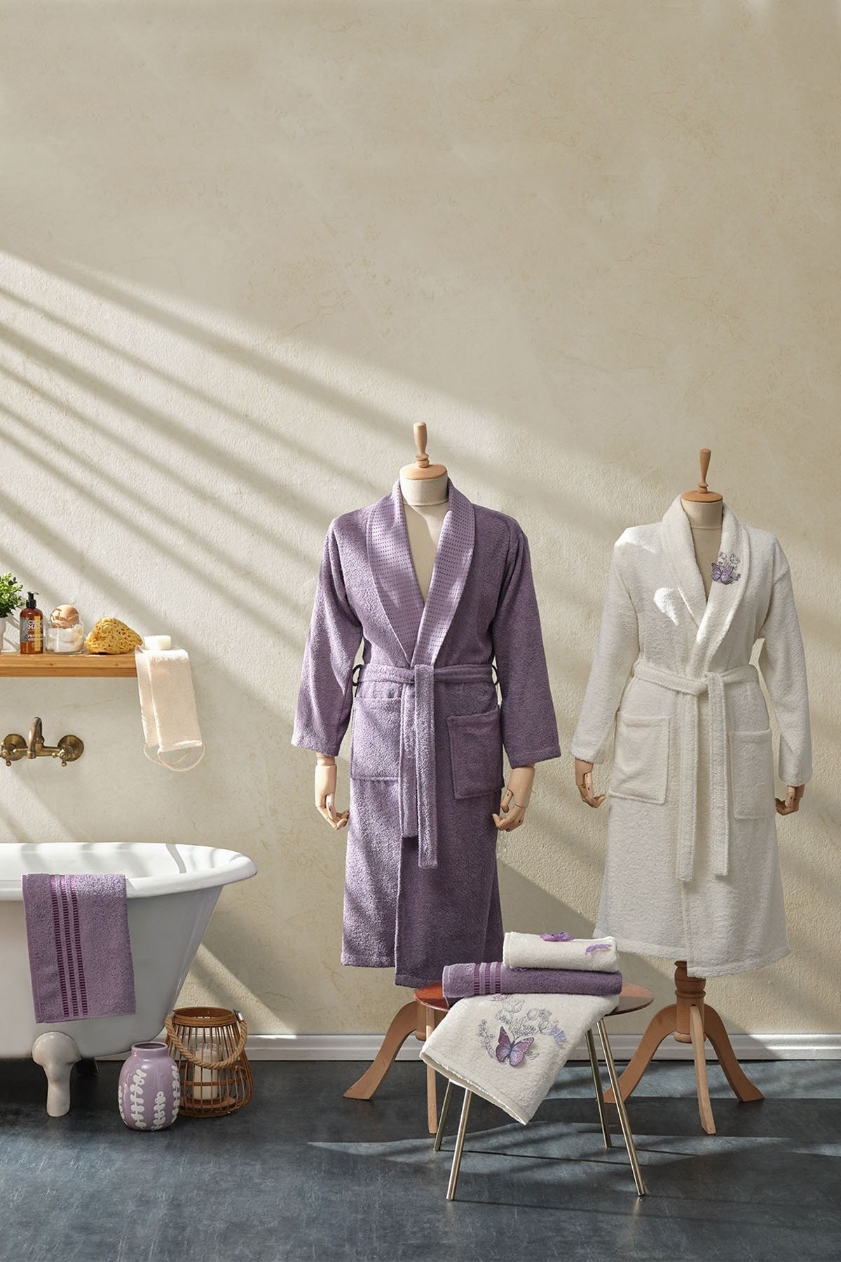Butterfly 3d Nakışlı 6 Parça Bornoz/banyo/baş Havlusuaile Banyo Seti lila Mor