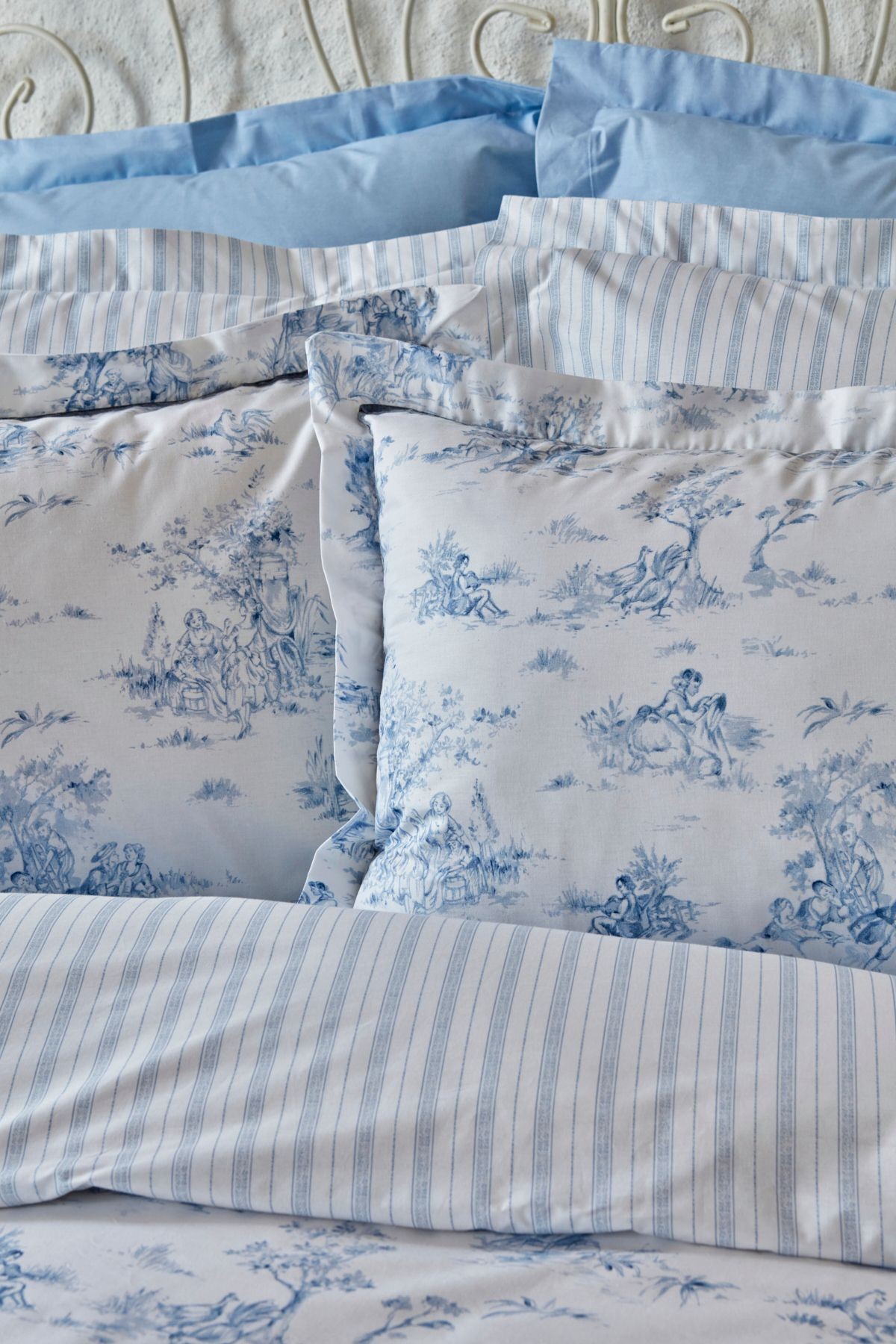Parisien Çift Kişilik Percale Nevresim Takımı Mavi