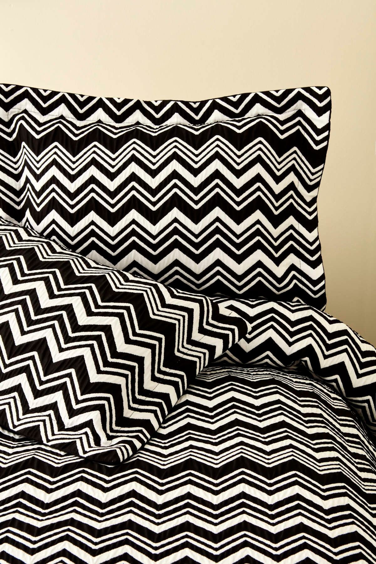 Wave Yatak Örtüsü Çift Kişilik Black