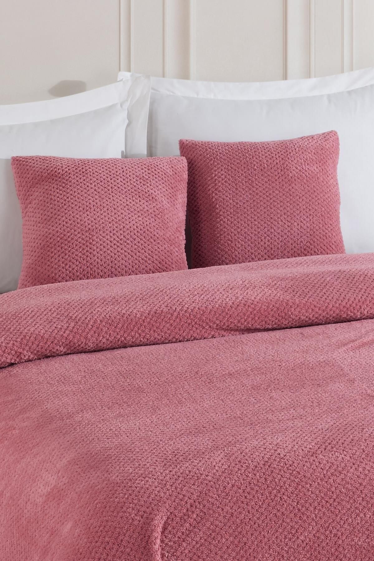 Softy Çift Kişilik Yatak Örtüsü | Wellsoft Battaniye 220 X 230cm 2 Adet Kırlent Kılıfı 45x45cm