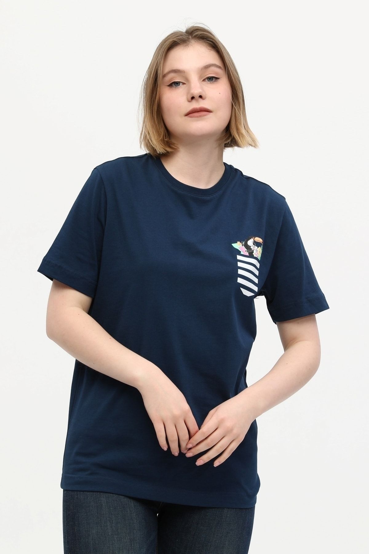 Kadın Lacivert %100 Pamuk Baskılı Oversize Dik Yaka Örme T-shirt