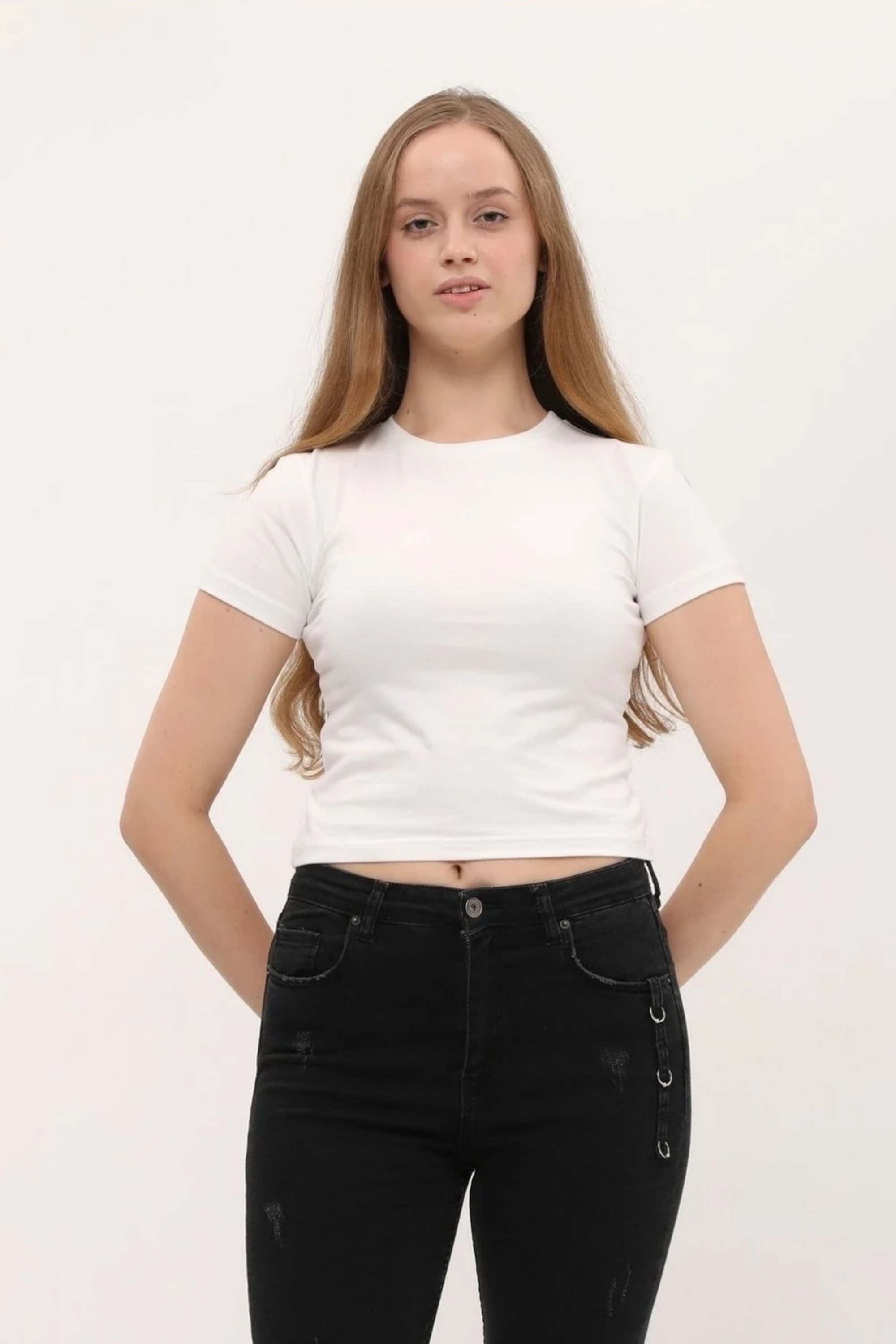 Beyaz %100 Pamuk Crop Bisiklet Yaka Örme T-Shirt