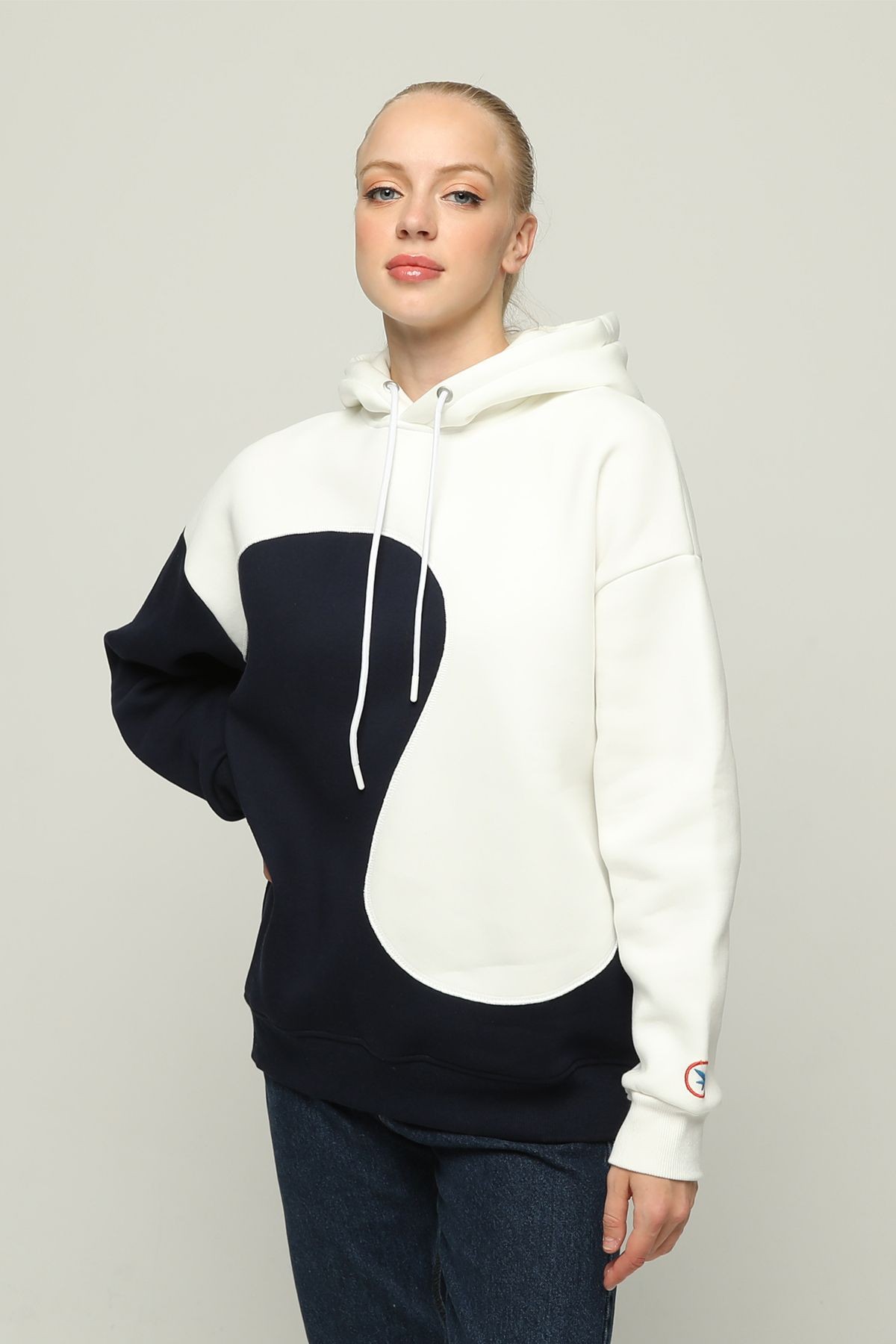 Kadın Oversize Kapüşonlu Sweatshirt