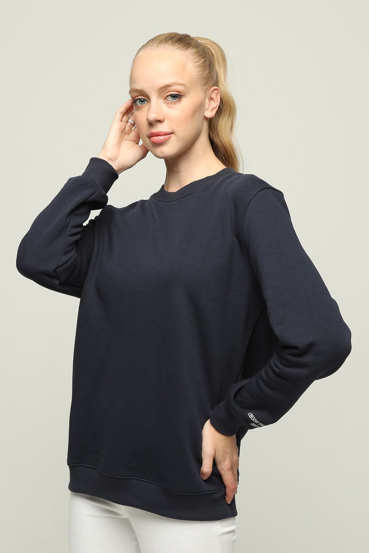 Kadın Oversize Uzun Kollu Bisiklet Yaka Sweatshirt