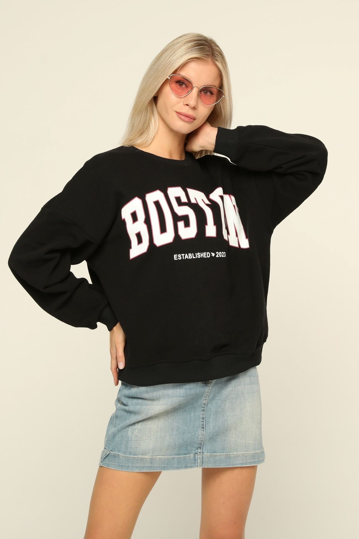 Kadın Baskı Detaylı Siyah Bisiklet Yaka Sweatshirt