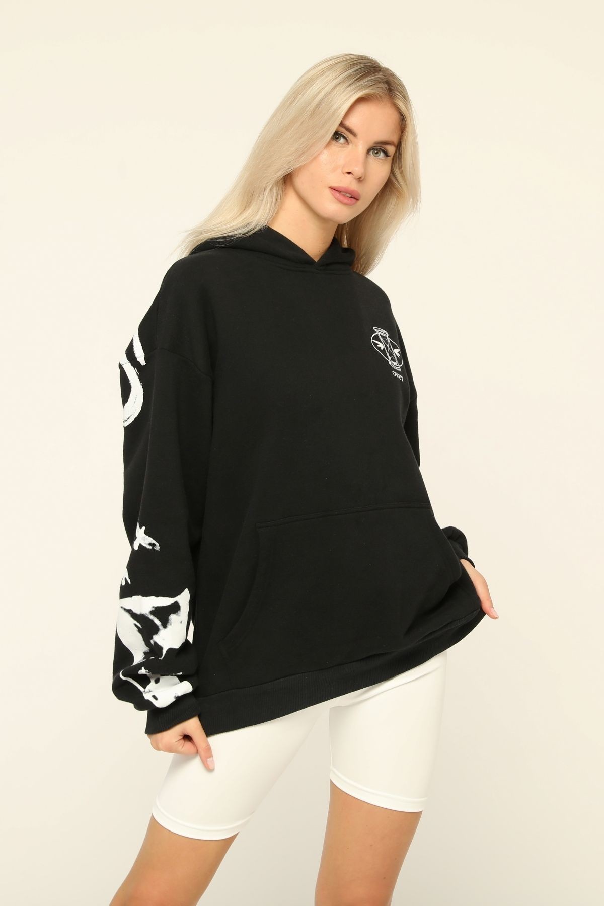 Kadın Siyah Oversize Baskılı Kapşonlu Sweatshirt