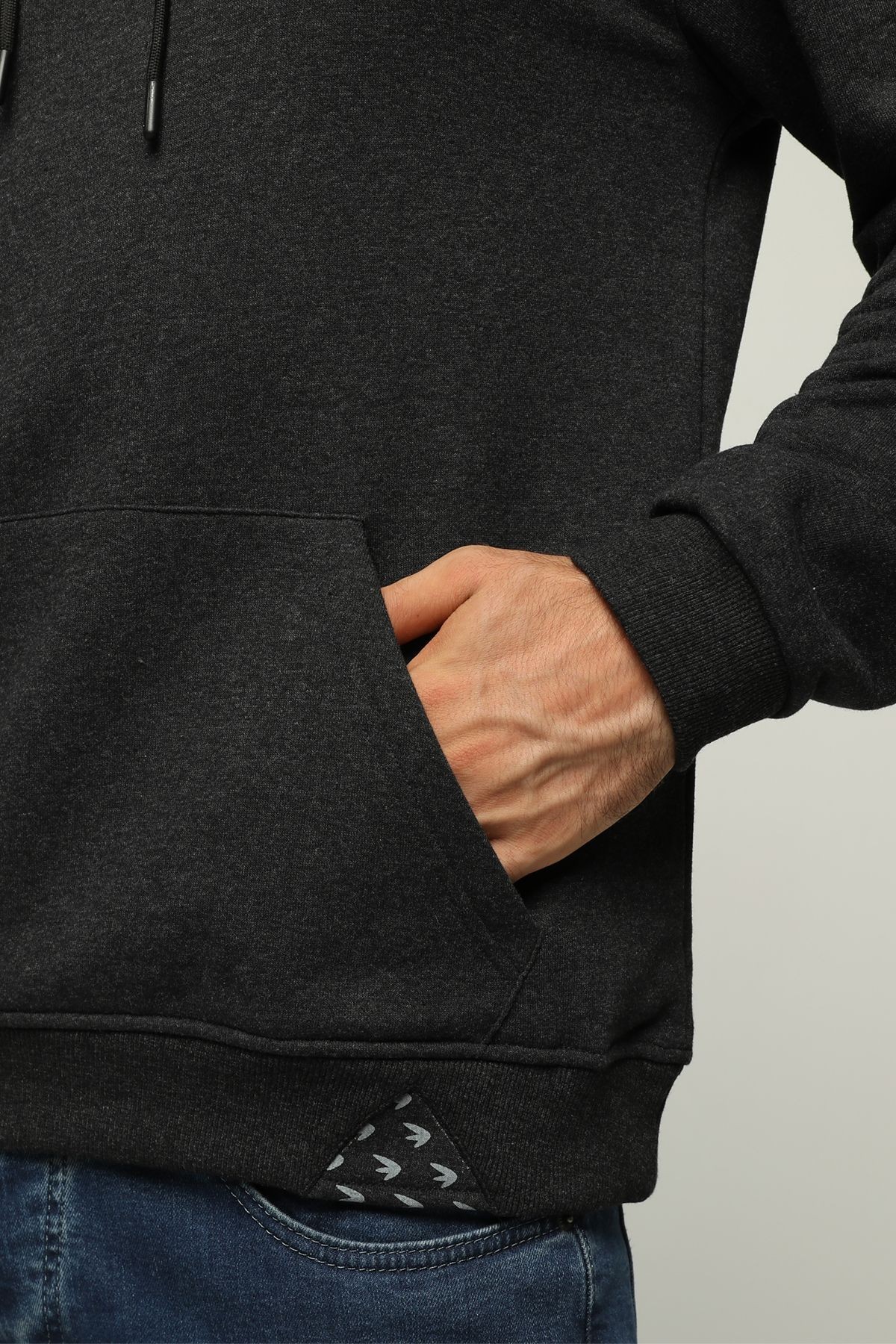 Oversize Içi Polarlı Kapüşonlu Kanguru Cepli Pamuklu Sweatshirt