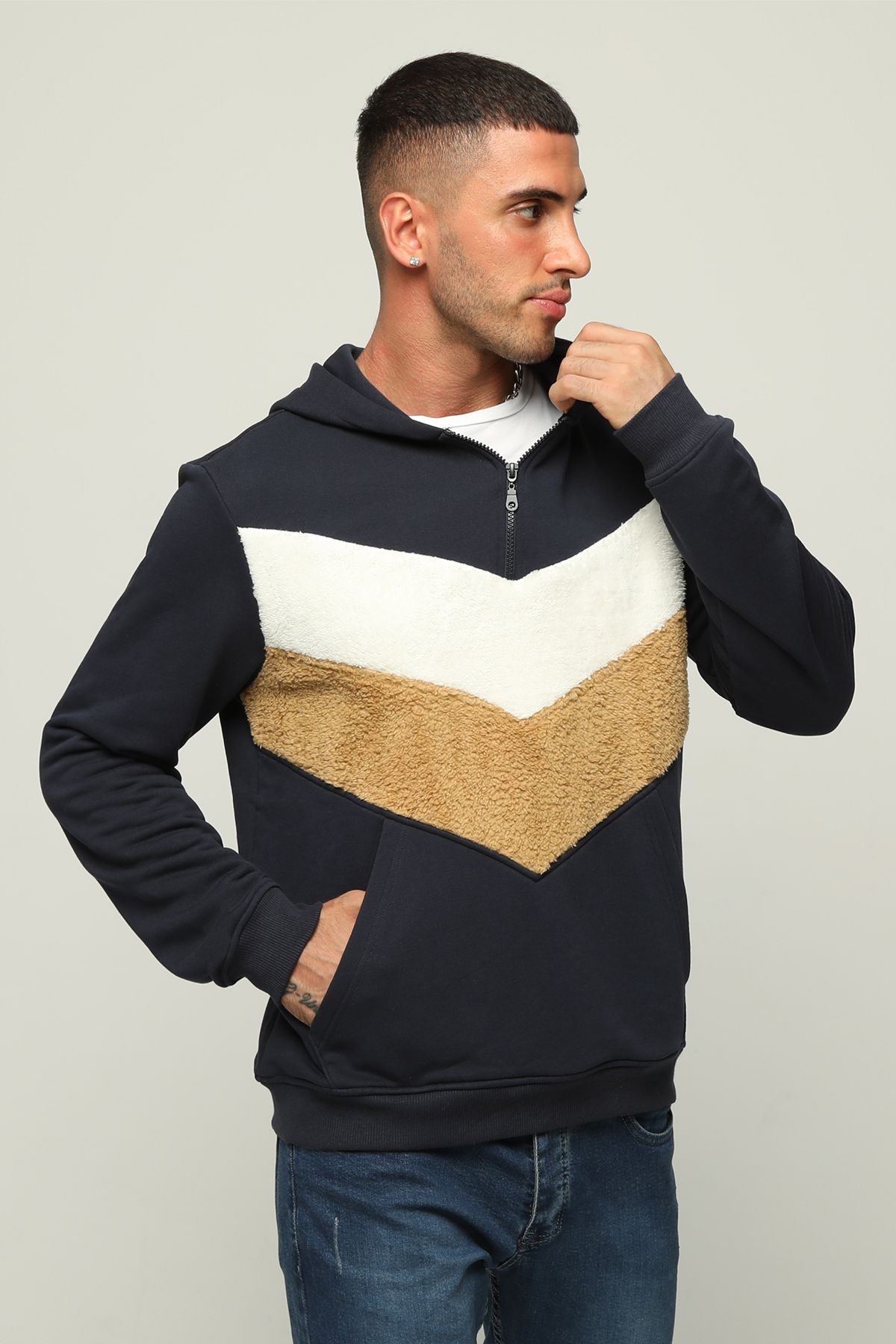 Peluş Detaylı Yaka Fermuarlı Kapüşonlu Sweatshirt