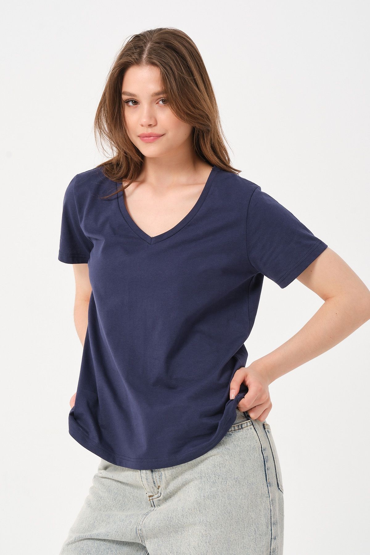 Kadın Bej V Yaka T-Shirt - lacivert