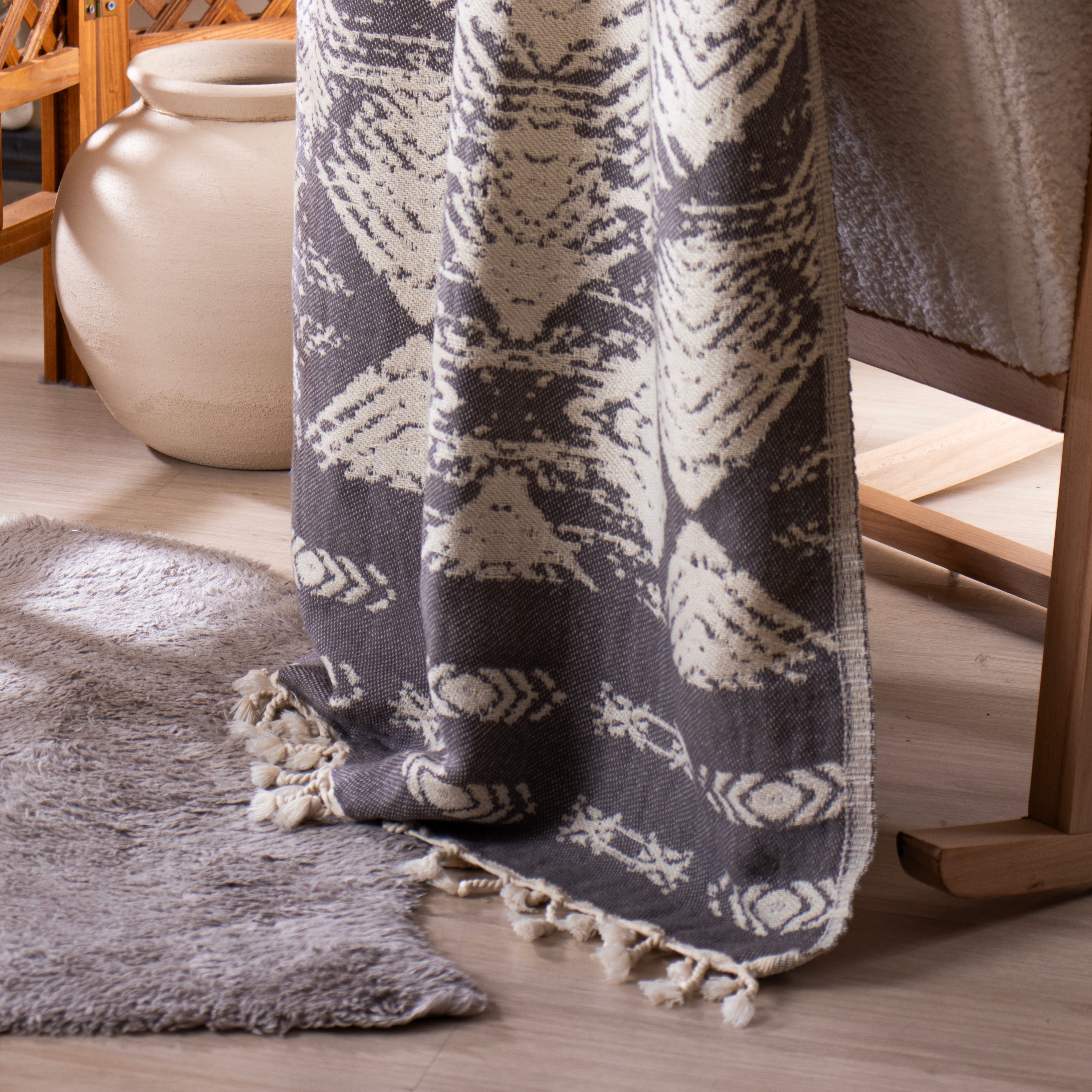 Carpet Throw