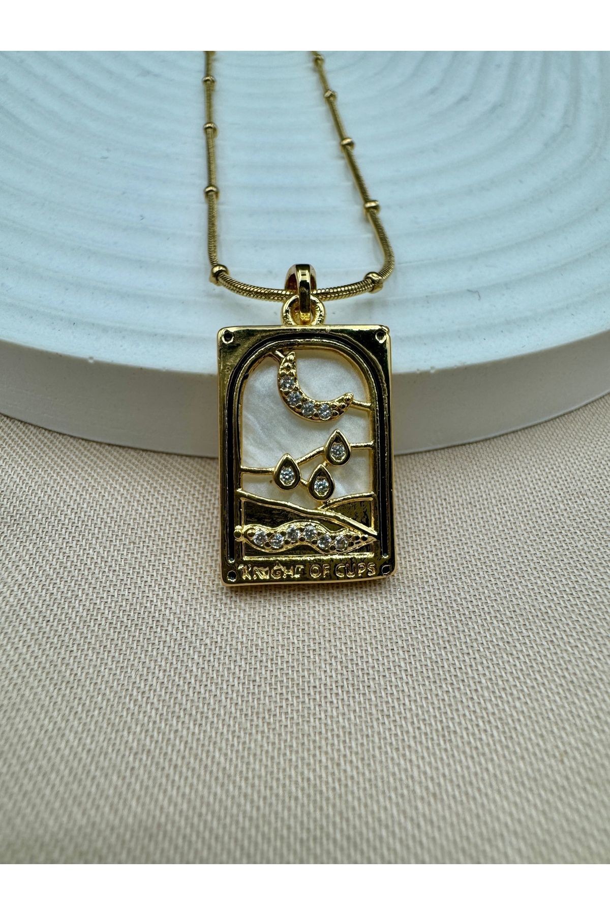 Tarot Kolye Modeli (Kupalar Şövalyesi)