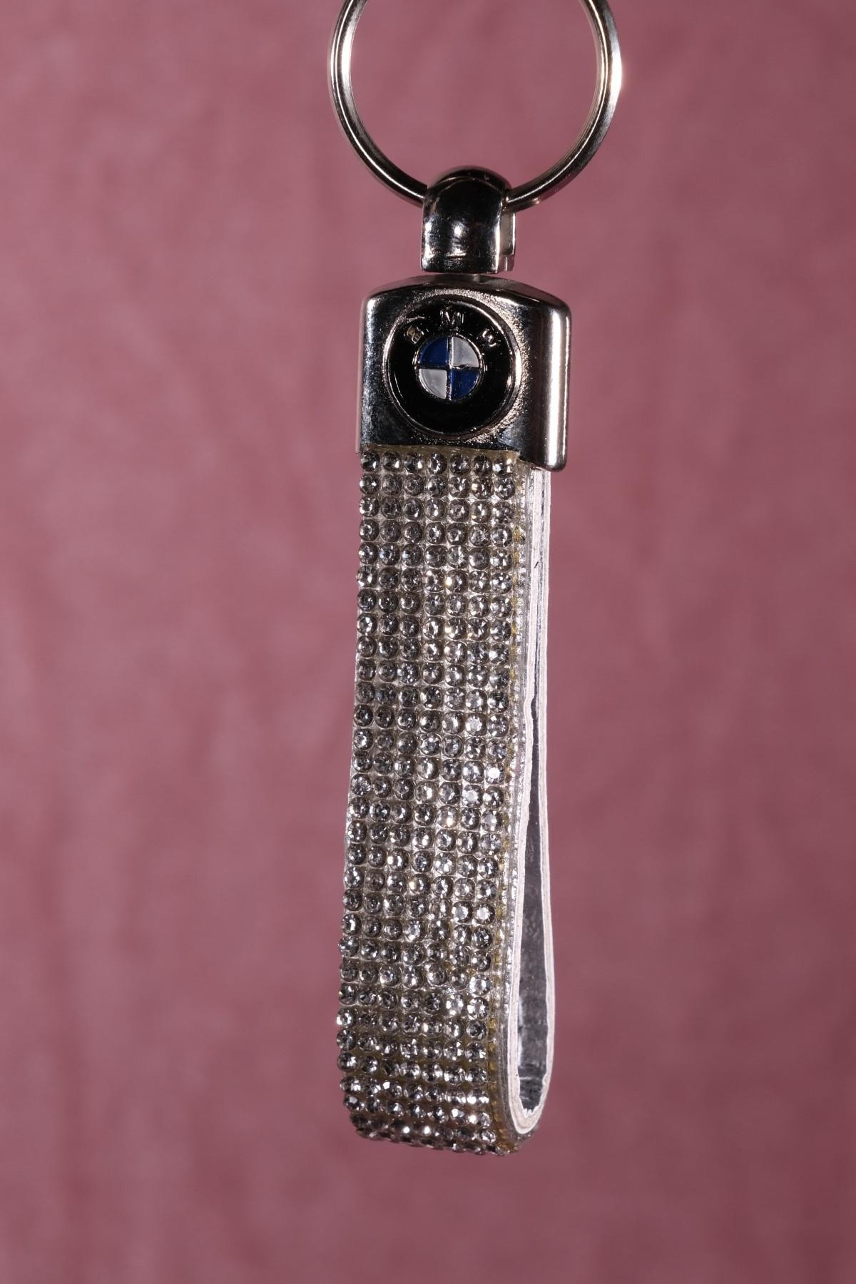 BMW Logolu Gümüş Swaroski Anahtarlık