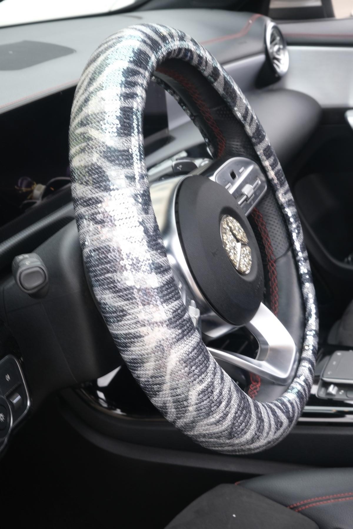Pullu Zebra Direksiyon Kılıfı