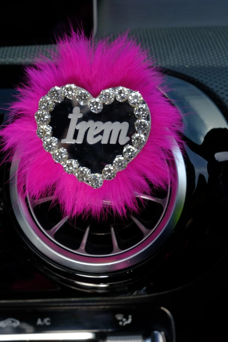 İsimli Kazıma Gümüş Kalp Klima Süsü Renk Seçenekleri