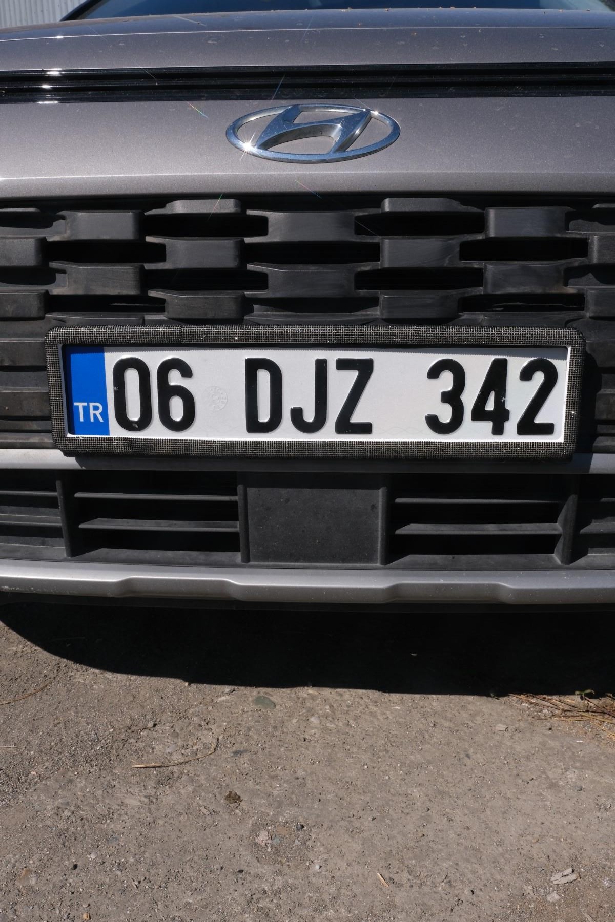 Siyah Plakalık Tek